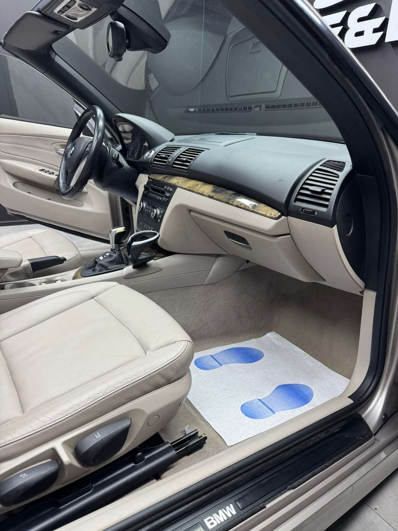BMW 120 120i cabriolet **12 mois de garantie**