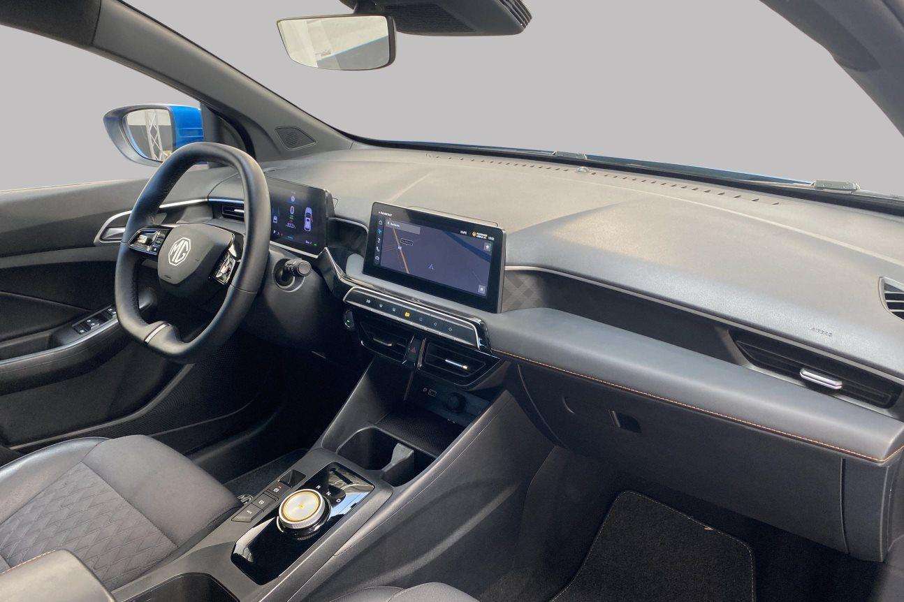 MG MG3 HYBRID+ LUXURY 194 PK