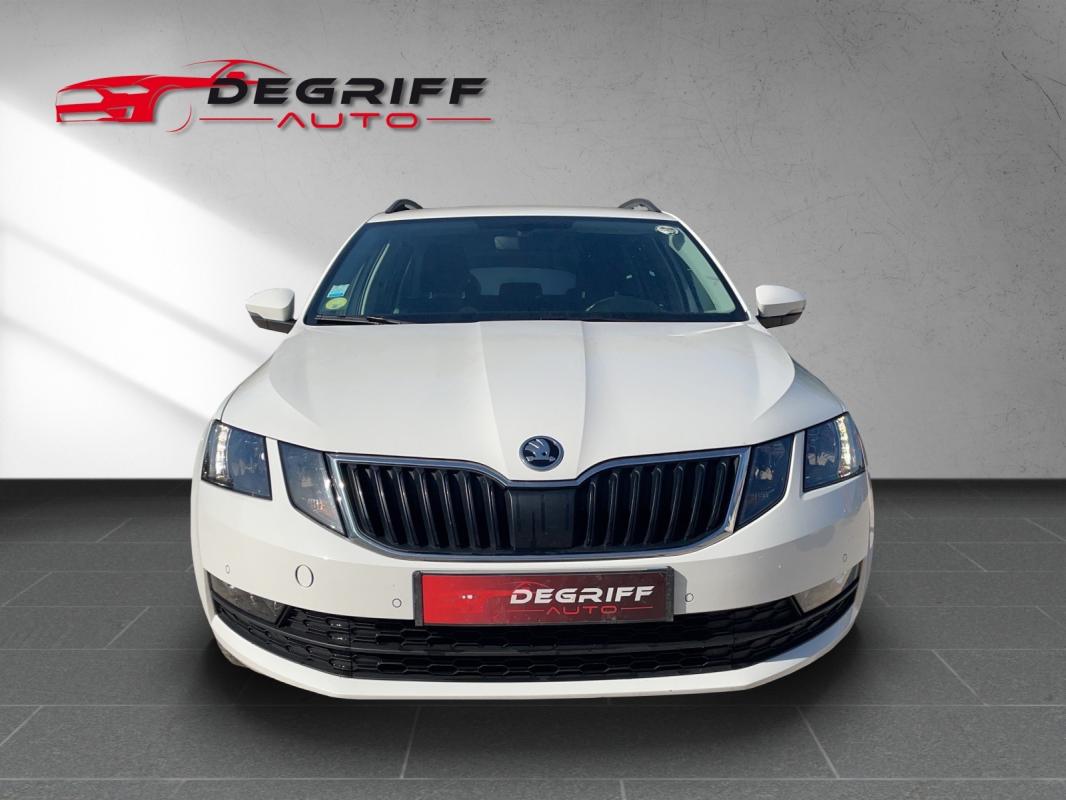 Skoda Octavia COMBI 2.0 TDI 150 ch SCR FAP DSG7 Business *TVA RÉCUPÉRABLE*
