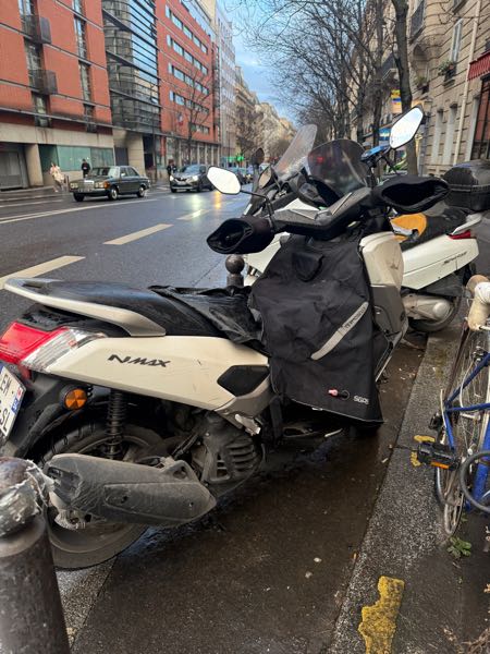 YAMAHA N-MAX