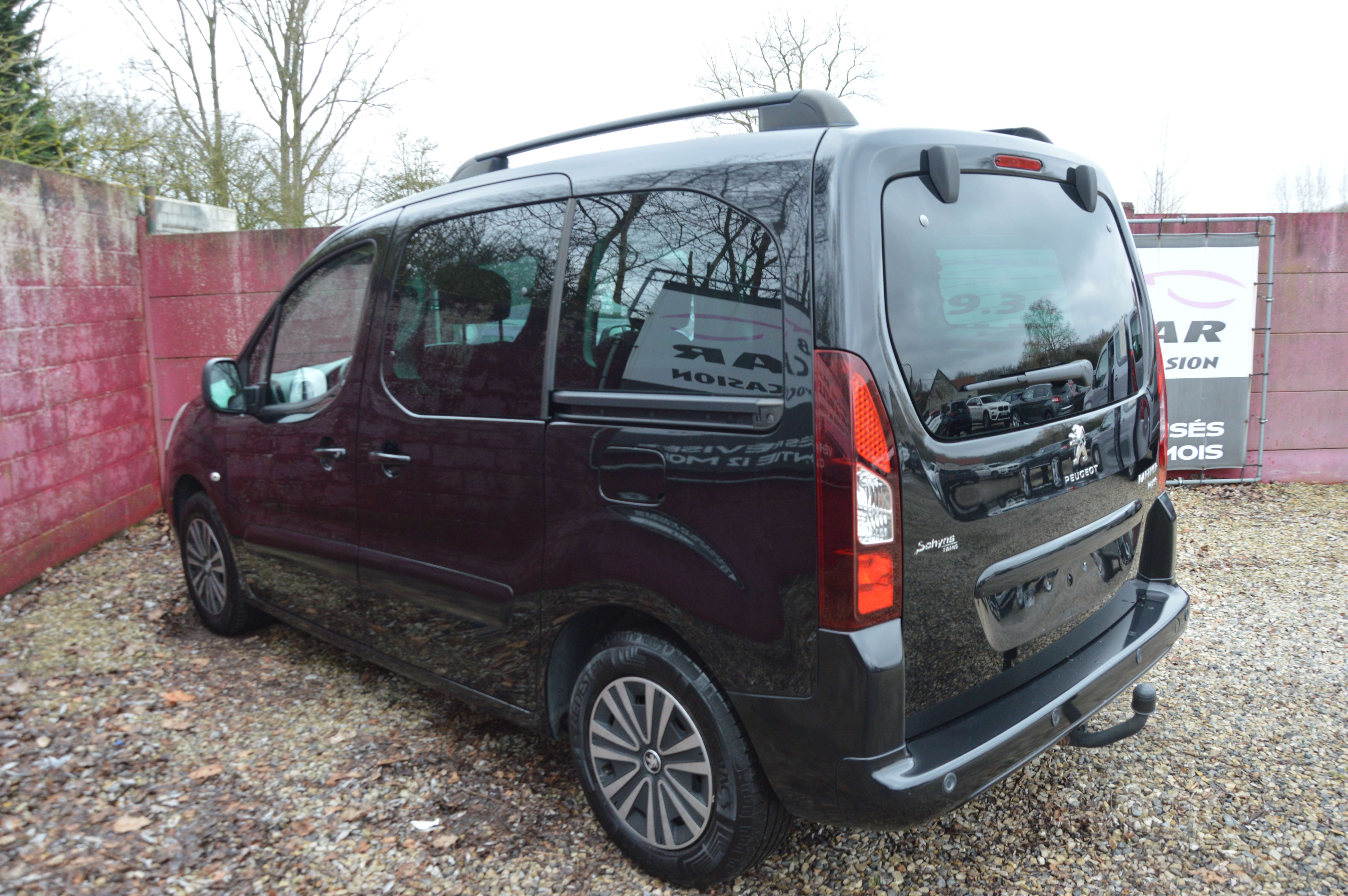 Peugeot Partner 1.6BlueHDi BOITE AUT PANO NAV CAM CLIM 88.633KM