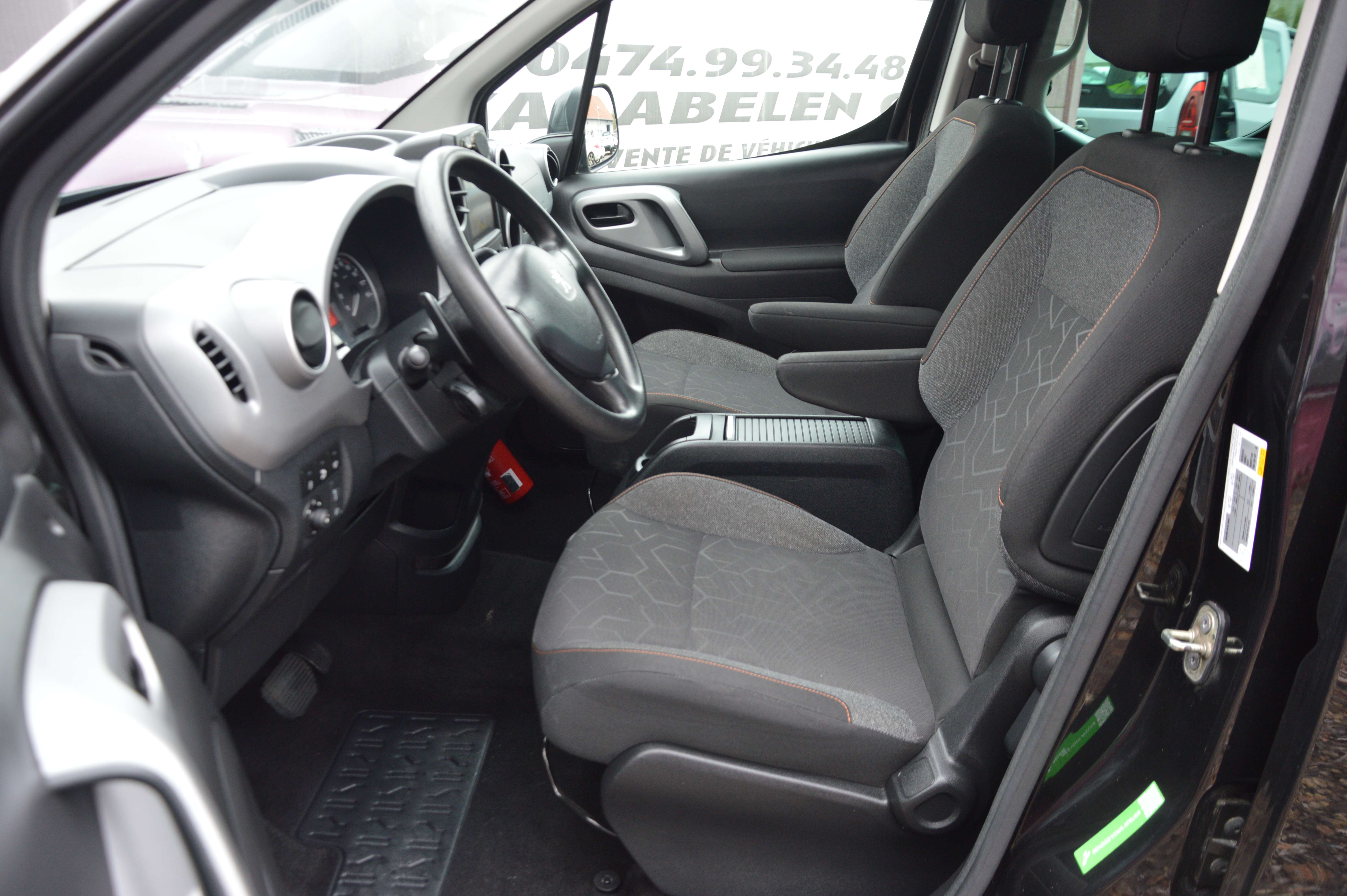 Peugeot Partner 1.6BlueHDi BOITE AUT PANO NAV CAM CLIM 88.633KM