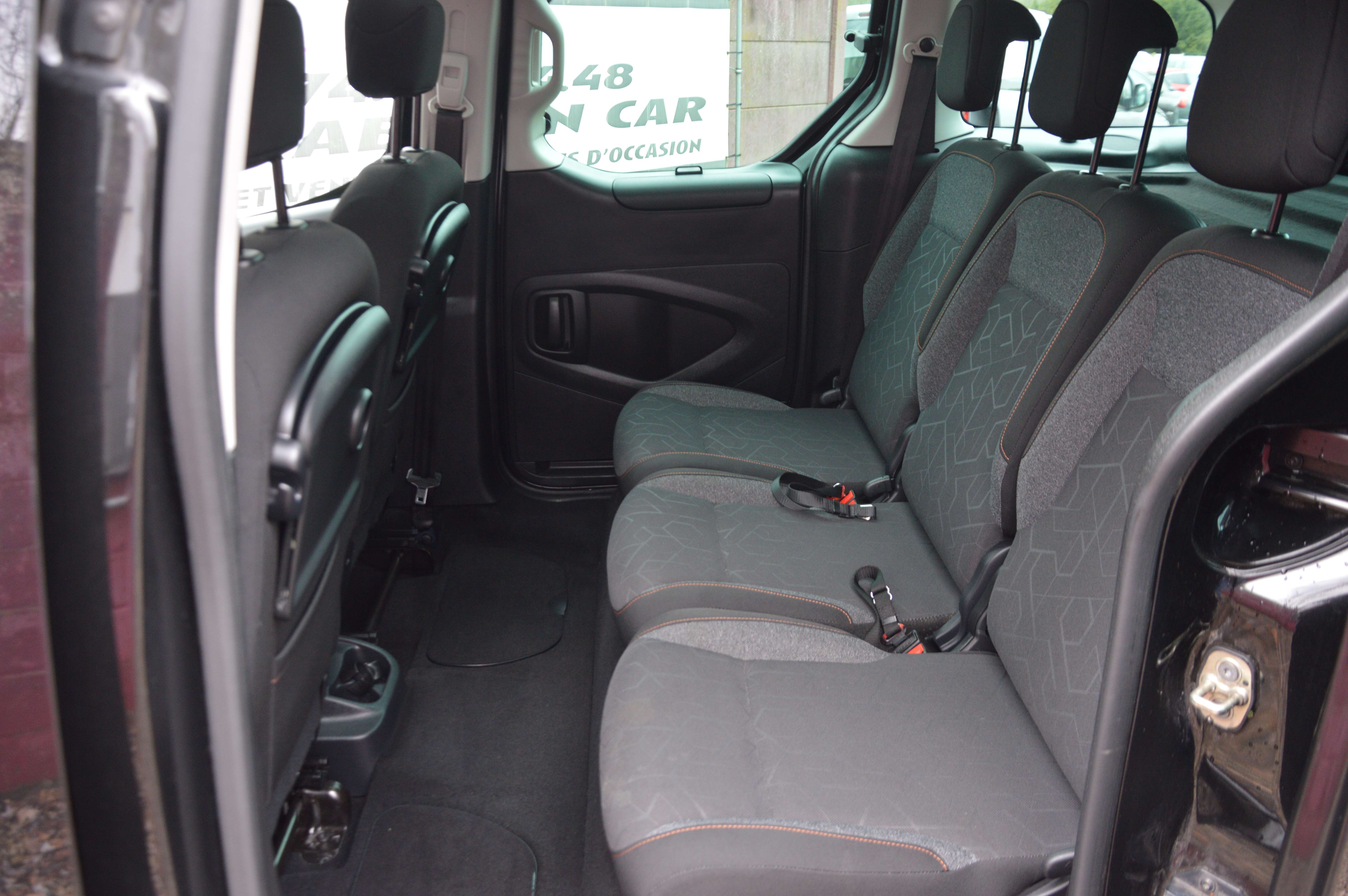Peugeot Partner 1.6BlueHDi BOITE AUT PANO NAV CAM CLIM 88.633KM