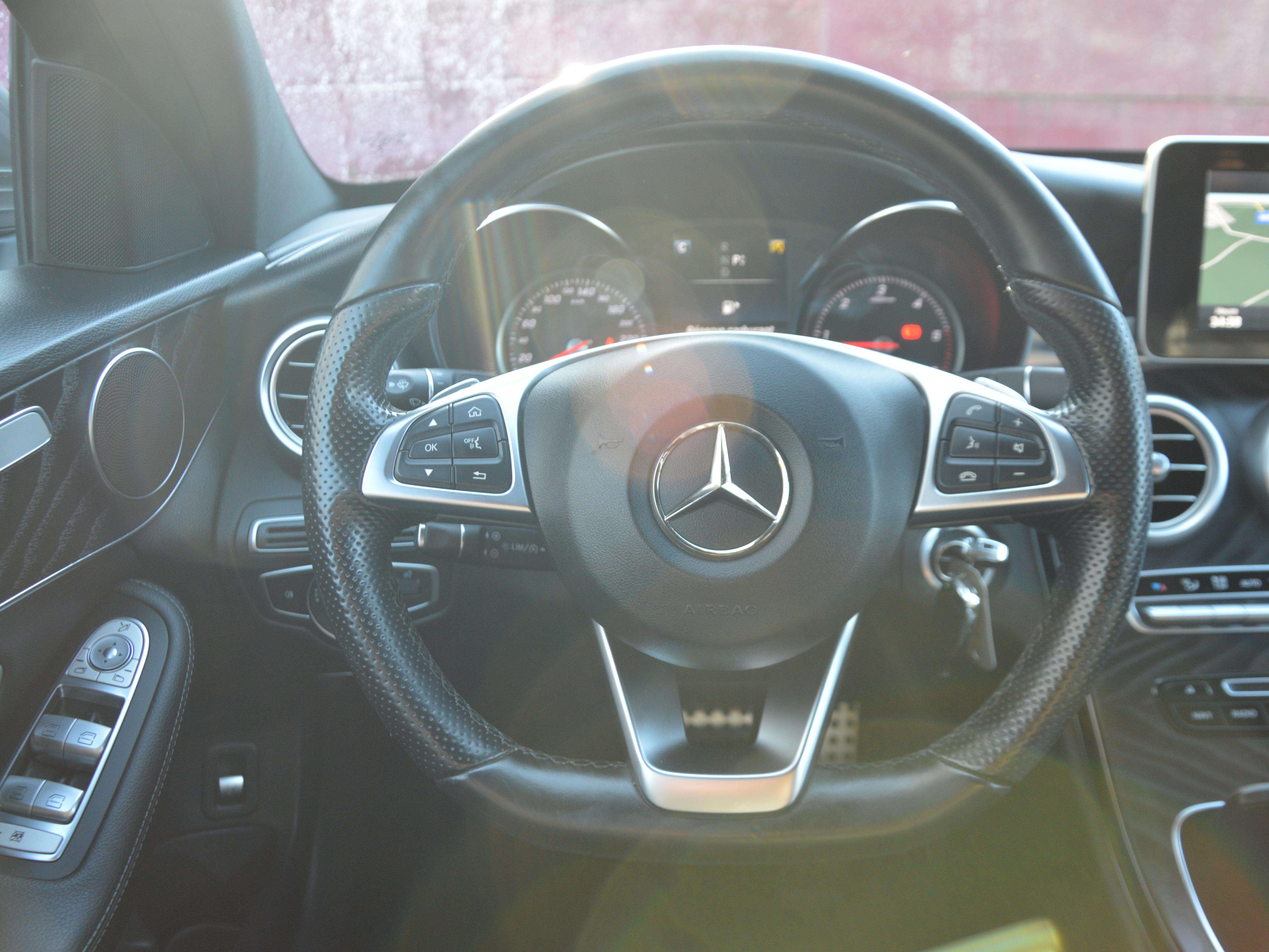 Mercedes-Benz C 200 d PACK AMG BOITE AUT NAV SENS AV/AR 85.798KM