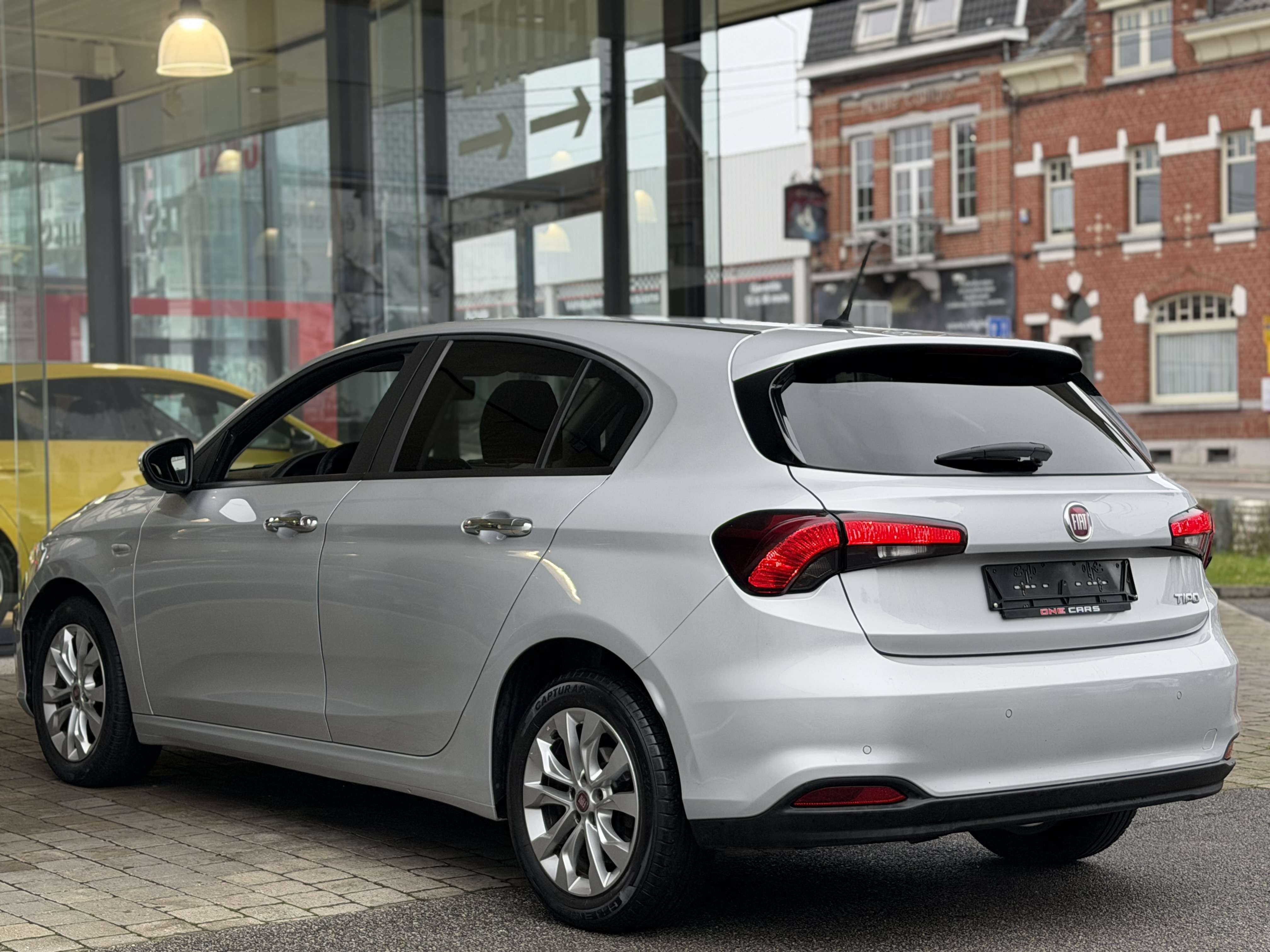 Fiat Tipo Hatchback 1.3JTD (EURO6) GPS-AIRCO-PDC-OB-GAR 1AN
