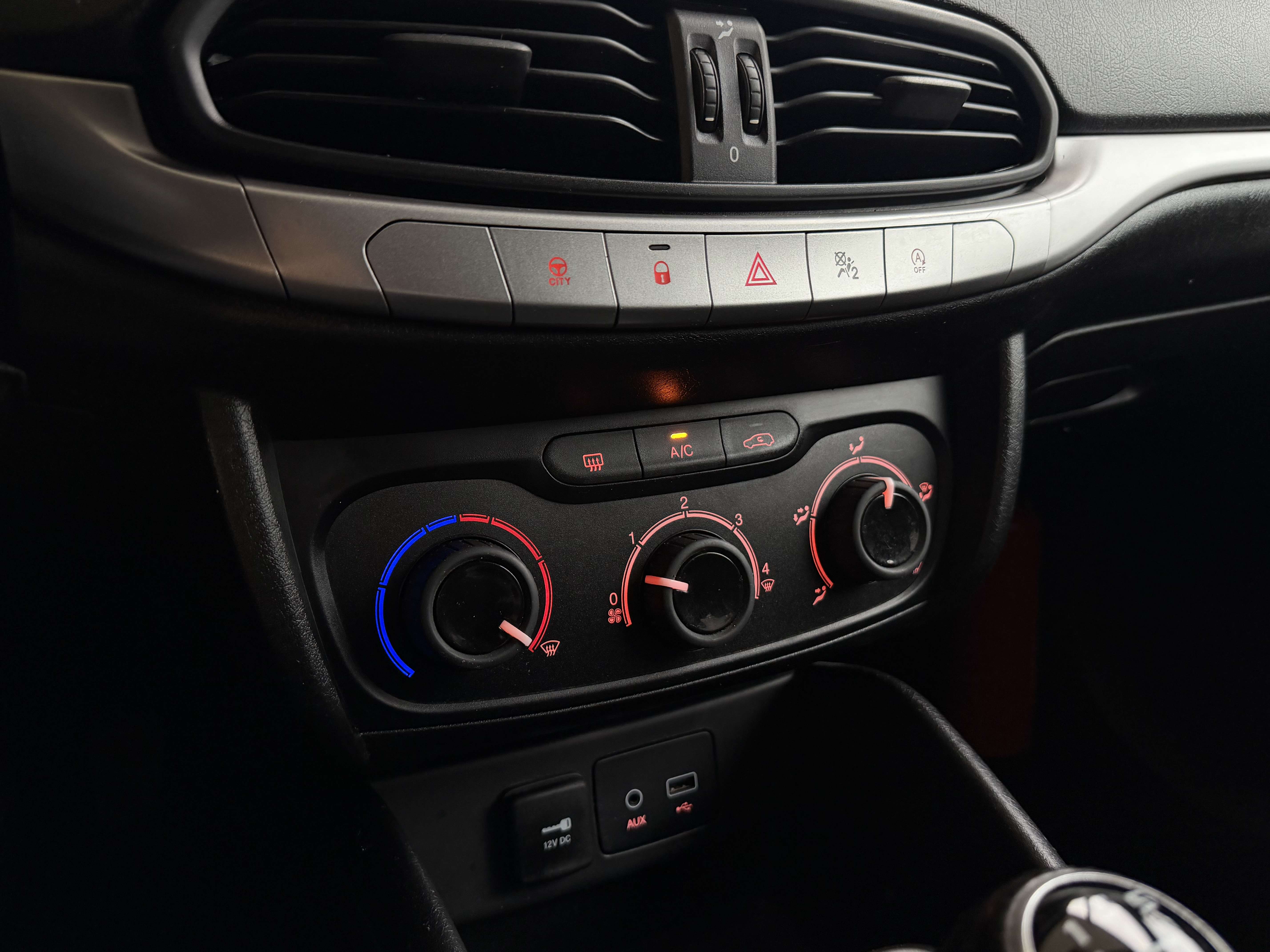 Fiat Tipo Hatchback 1.3JTD (EURO6) GPS-AIRCO-PDC-OB-GAR 1AN