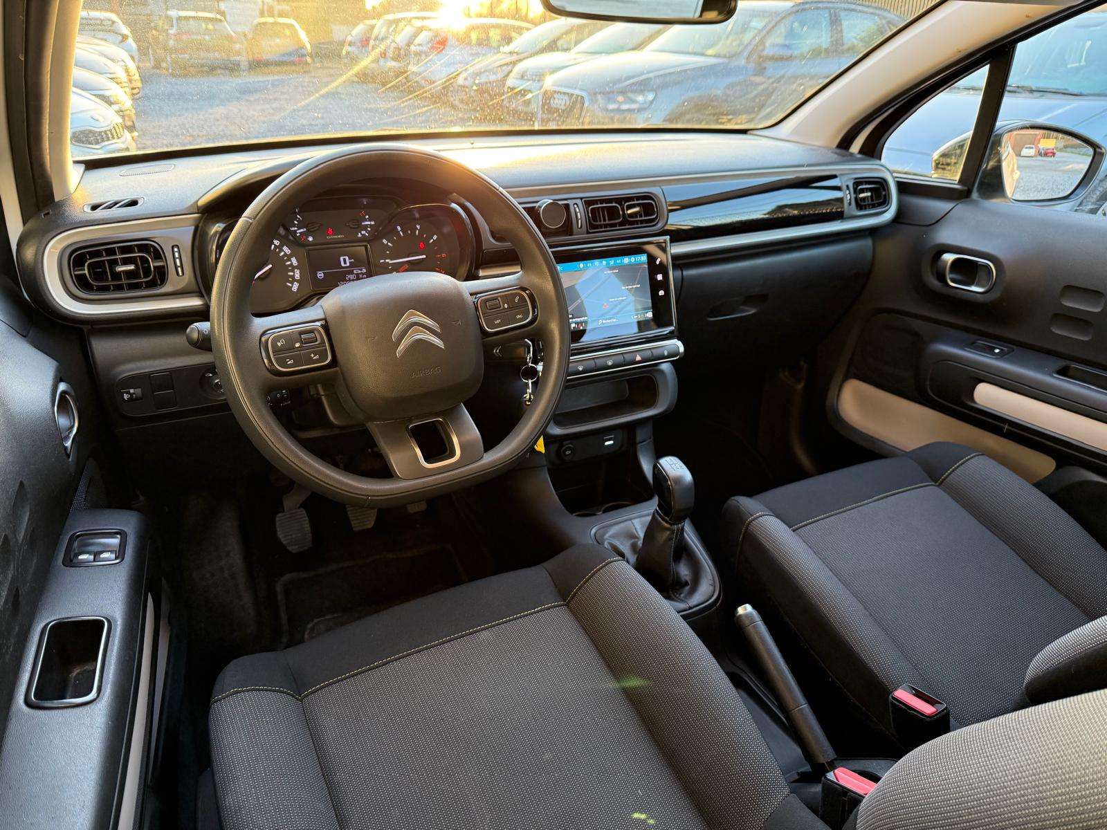 Citroen C3 1.2i Busines/ LED/ CarPlay/ Entretien+Garantie 1an
