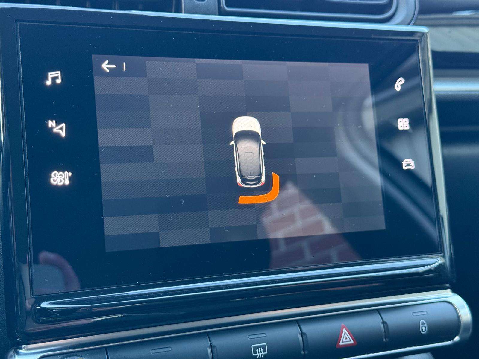 Citroen C3 1.2i Busines/ LED/ CarPlay/ Entretien+Garantie 1an