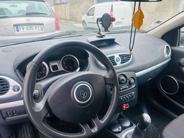 Renault Clio V 1.4