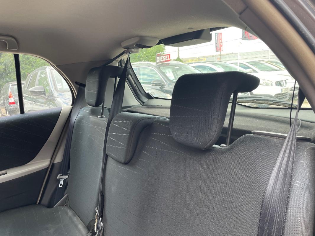 Toyota Yaris II 1.4 - 90 D-4D Luna Pack