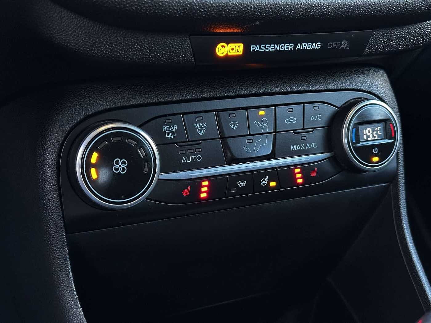Ford Fiesta 1.0 EcoBoost Titanium CARPLAY/CAMERA/LED/SENSOR/..
