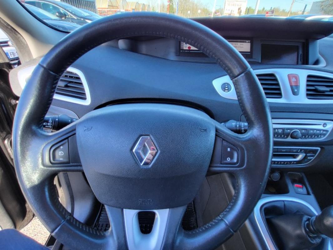 Renault Scenic III dCi 130 FAP Dynamique