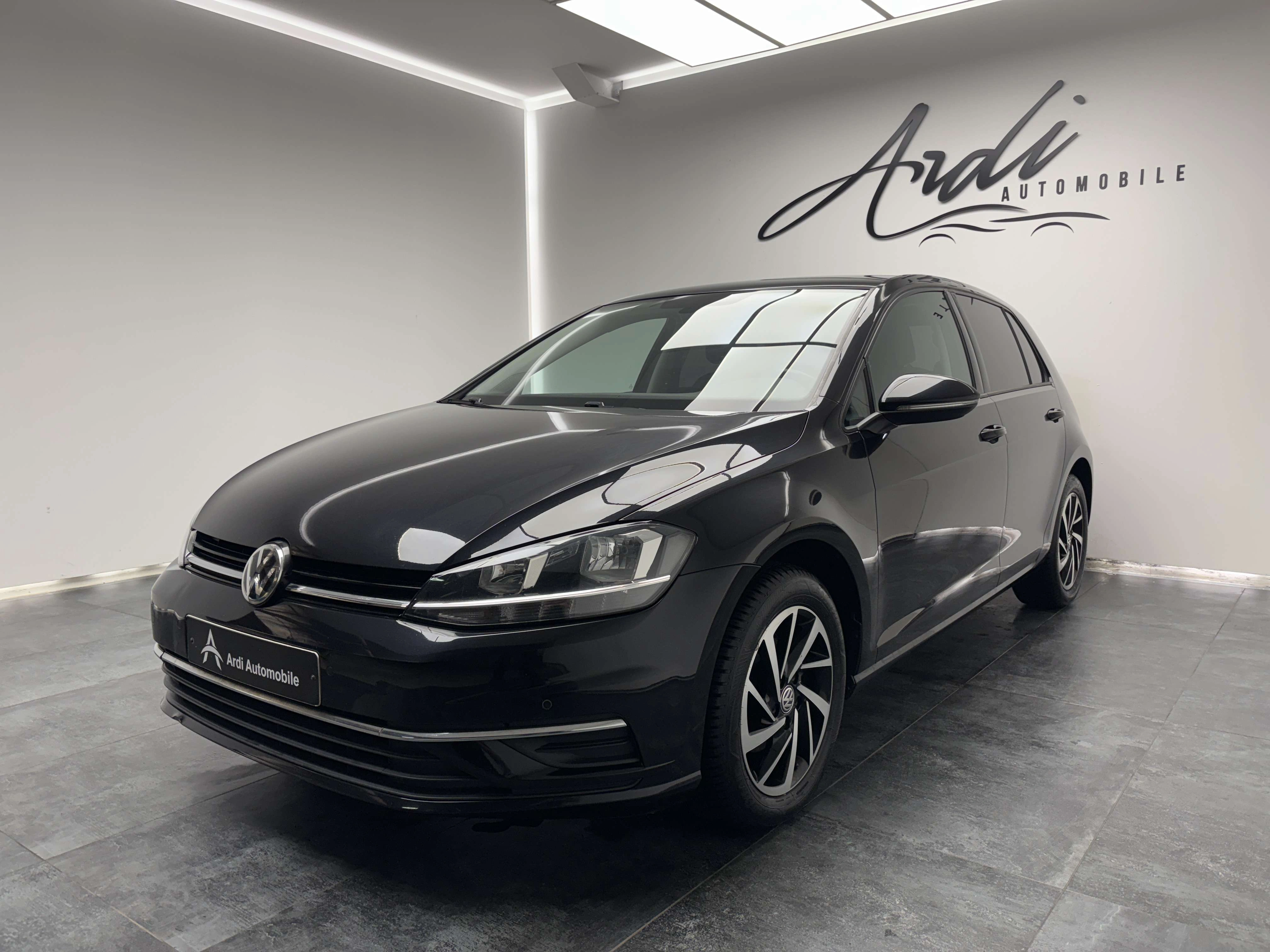 Volkswagen Golf 1.0 TSI DSG *CARPLAY*CAMERA*FRONT ASSIST*GARANTIE*