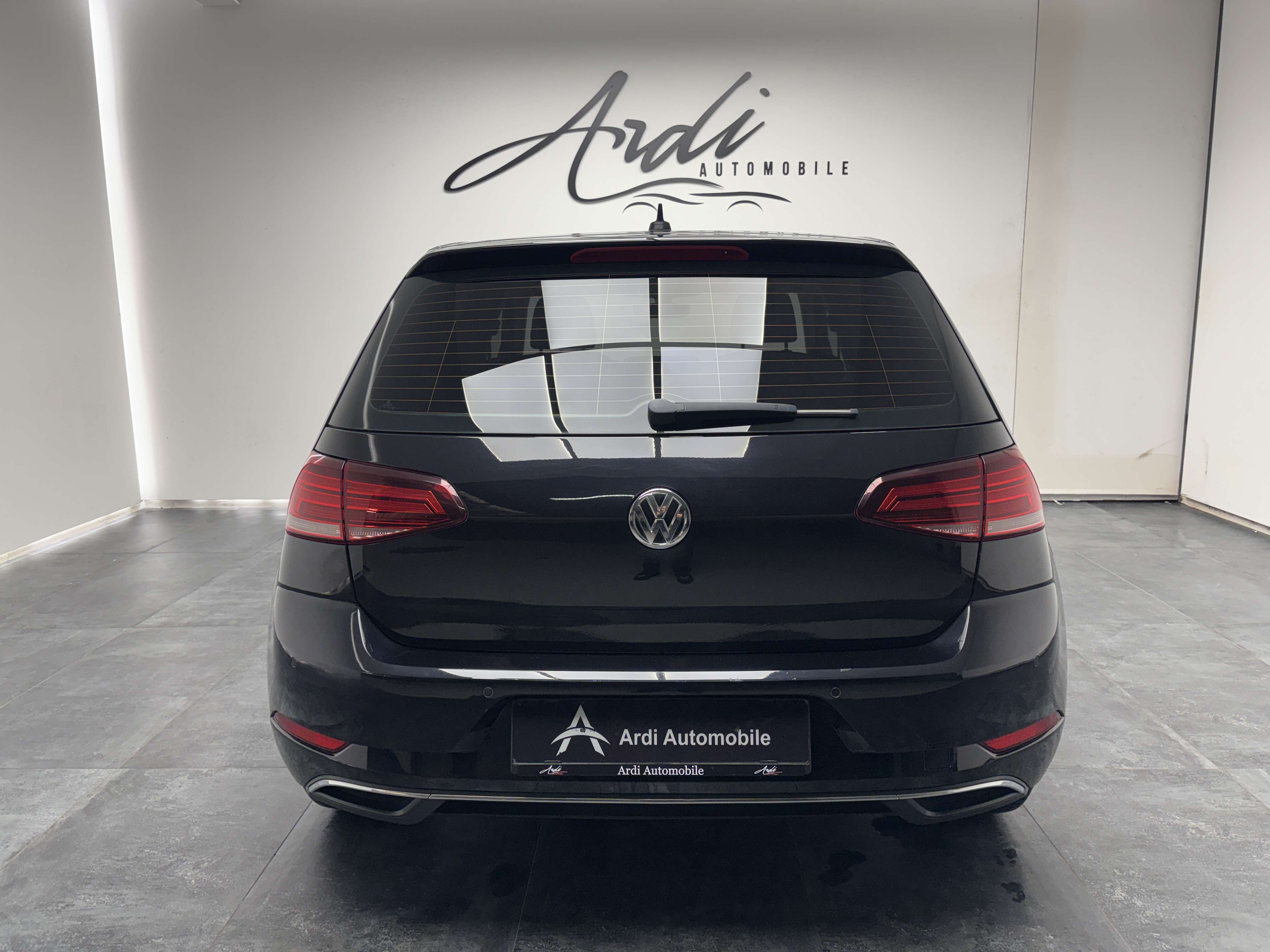 Volkswagen Golf 1.0 TSI DSG *CARPLAY*CAMERA*FRONT ASSIST*GARANTIE*