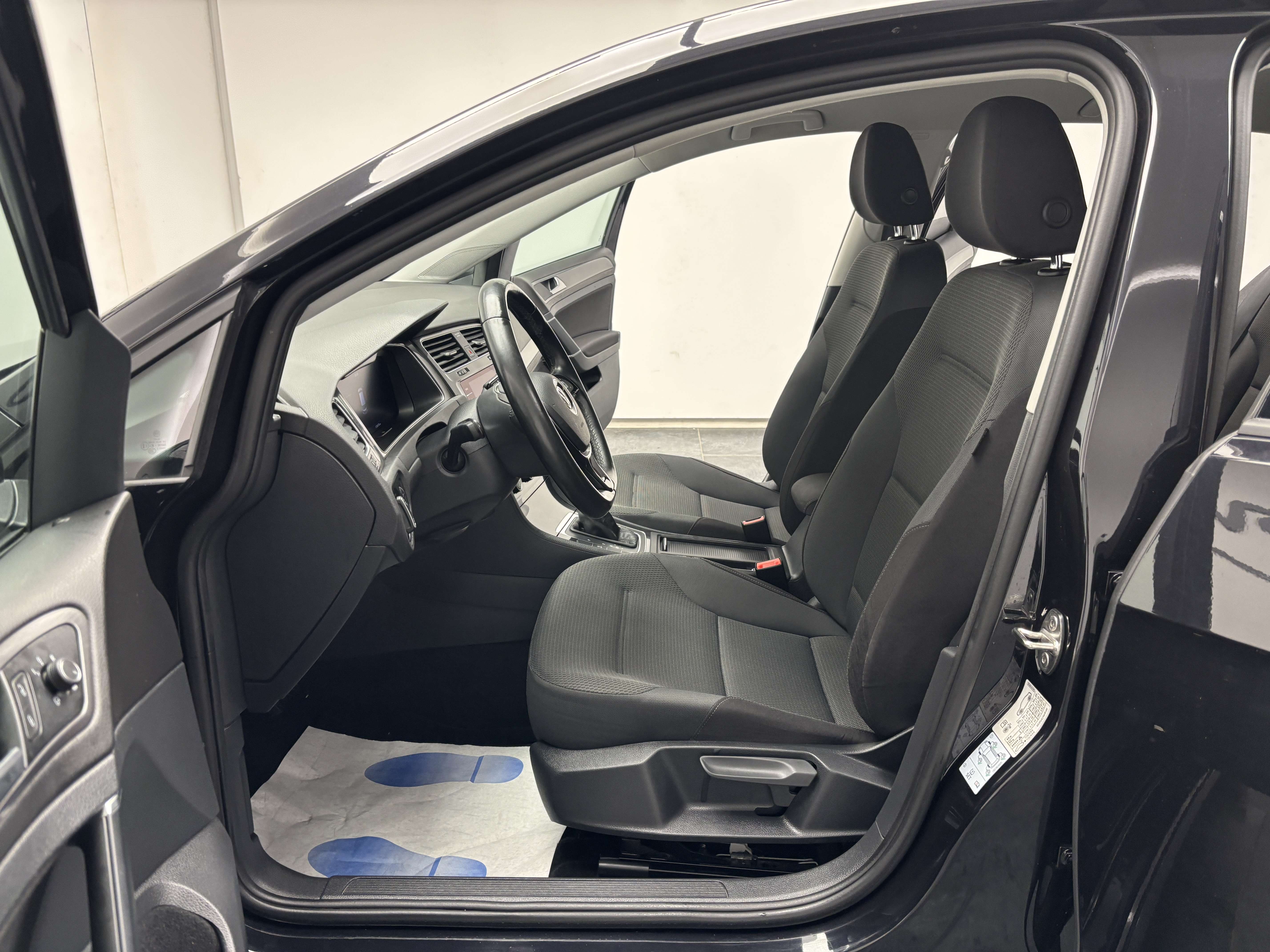 Volkswagen Golf 1.0 TSI DSG *CARPLAY*CAMERA*FRONT ASSIST*GARANTIE*