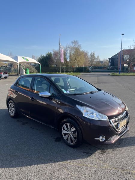 Peugeot 208 1.2 VTI 82 URBAN SOUL 5P