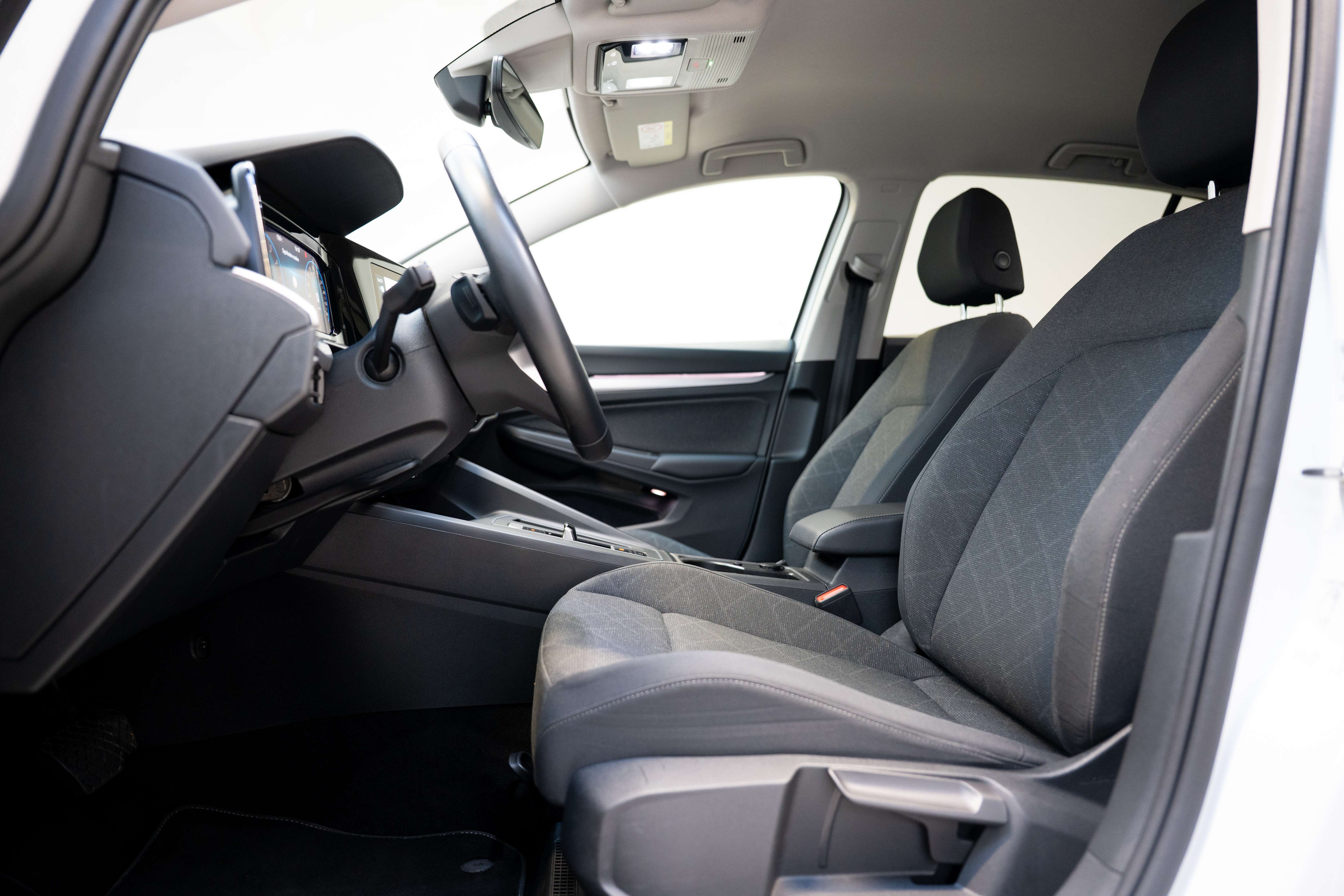 Volkswagen Golf 1.5 eTSI 150 DSG Life Garantie 12 mois