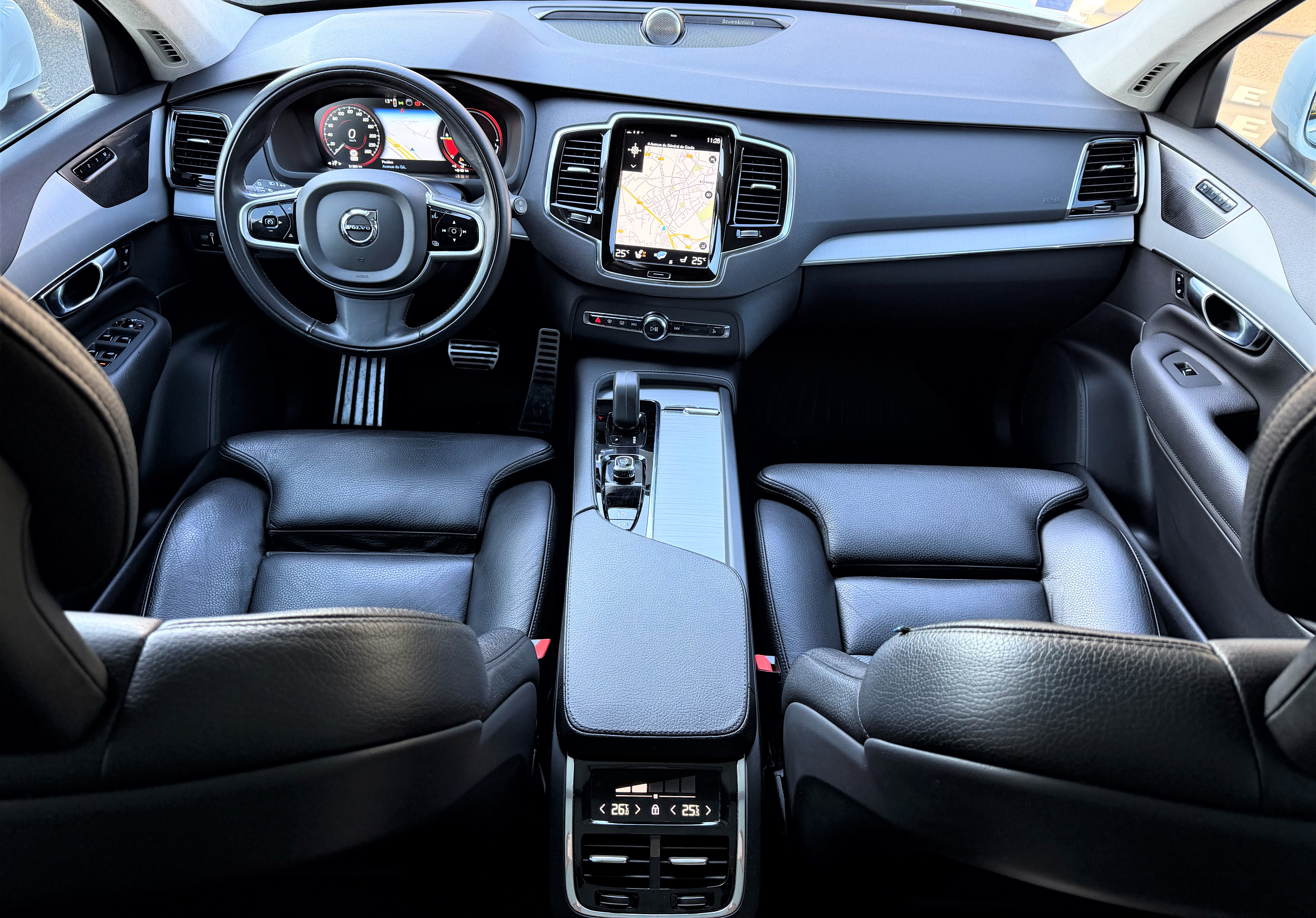Volvo Xc90 T8 Inscription Design'AWD 392 Performance Full Pano 1er Main