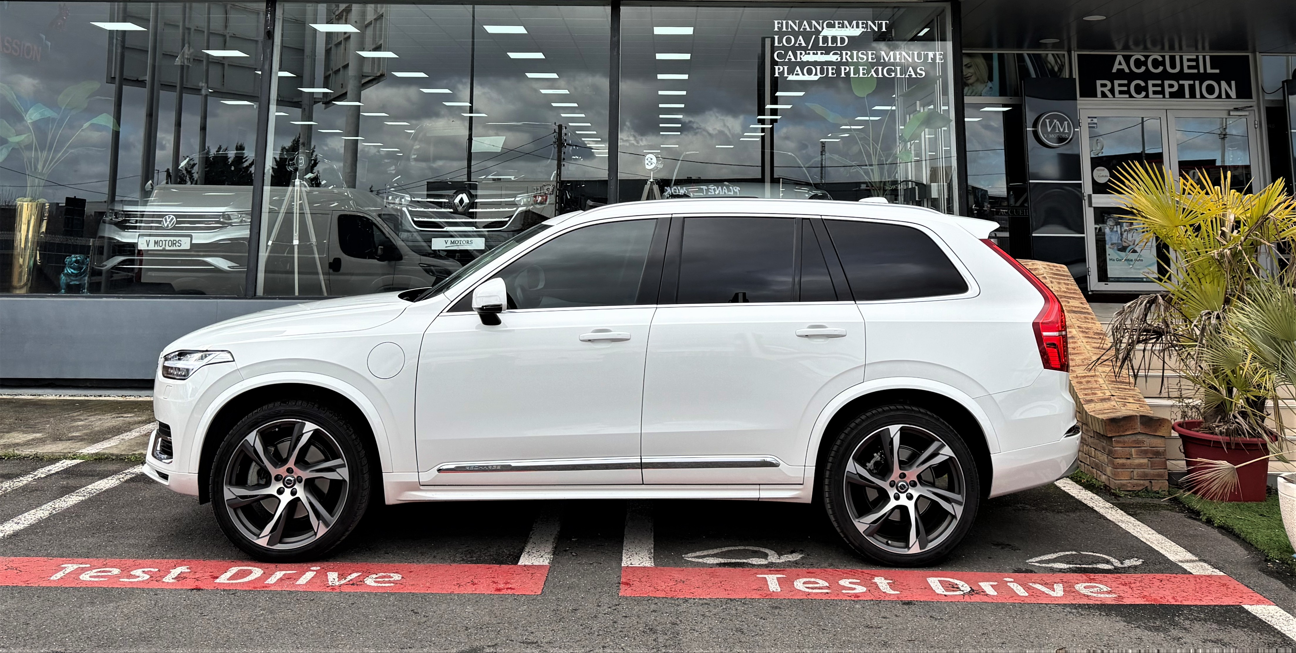 Volvo Xc90 T8 Inscription Design'AWD 392 Performance Full Pano 1er Main
