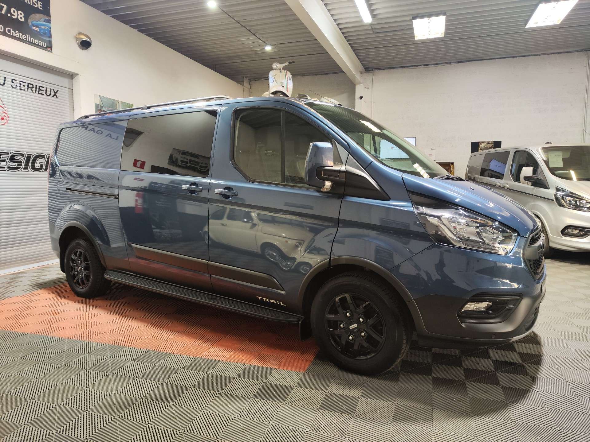 Ford Transit Custom 2.0 TDCi L2H1 / TRAIL / 6 PLACES / OK LEZ 2034