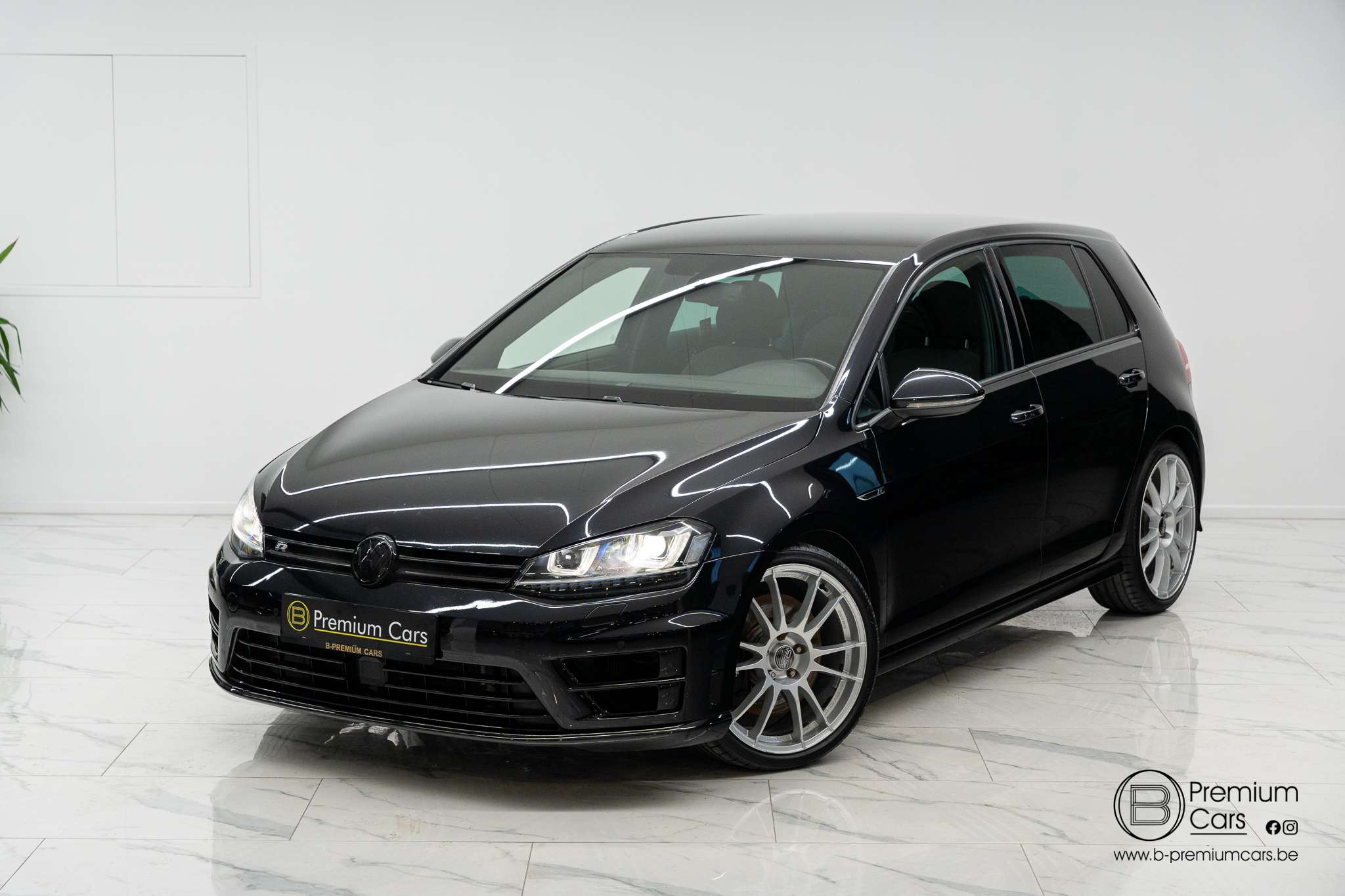 Volkswagen Golf R 2.0 DSG! 4 Motion! ACC! 19” OZ wheels! Garantie!