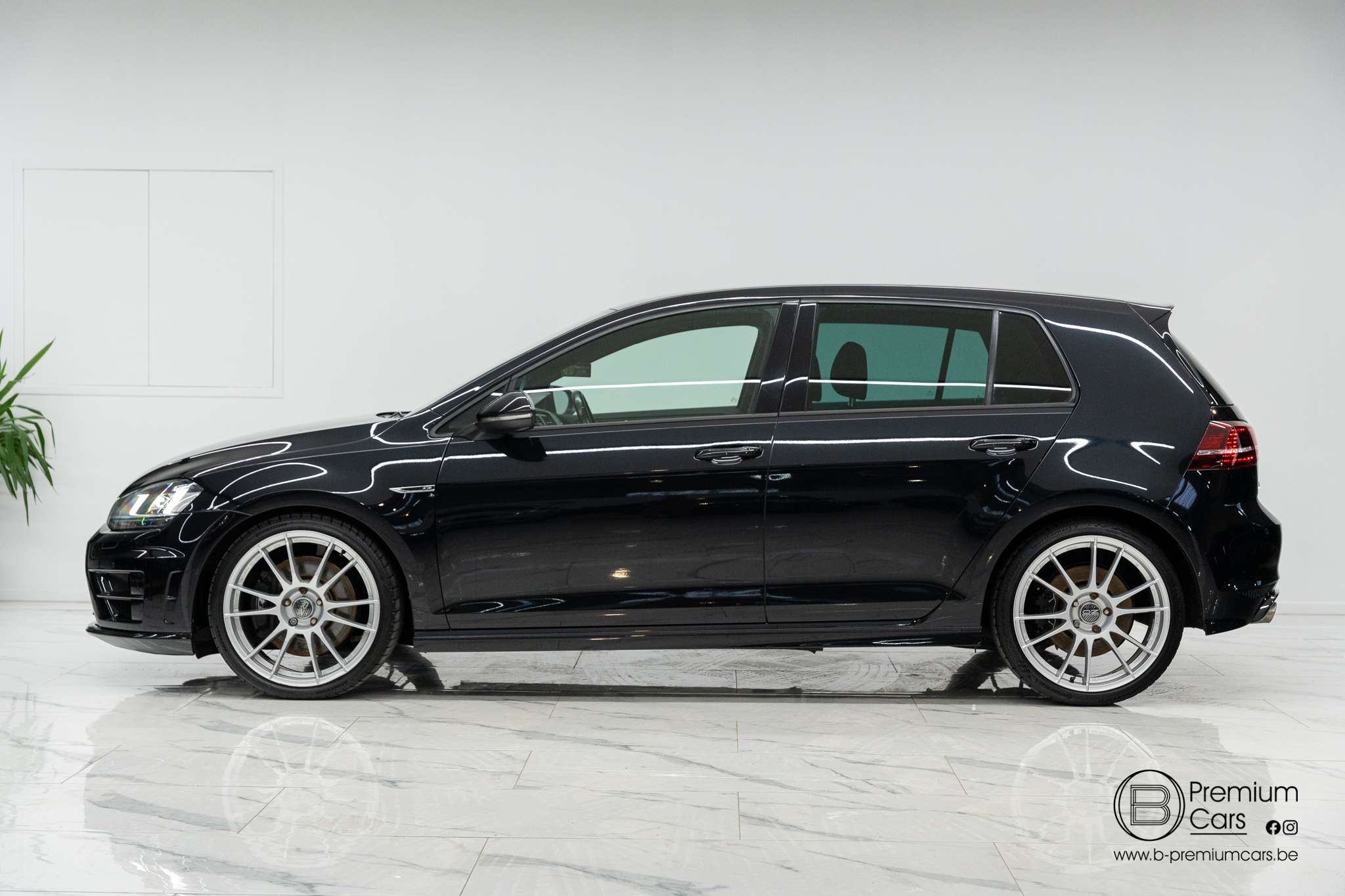 Volkswagen Golf R 2.0 DSG! 4 Motion! ACC! 19” OZ wheels! Garantie!