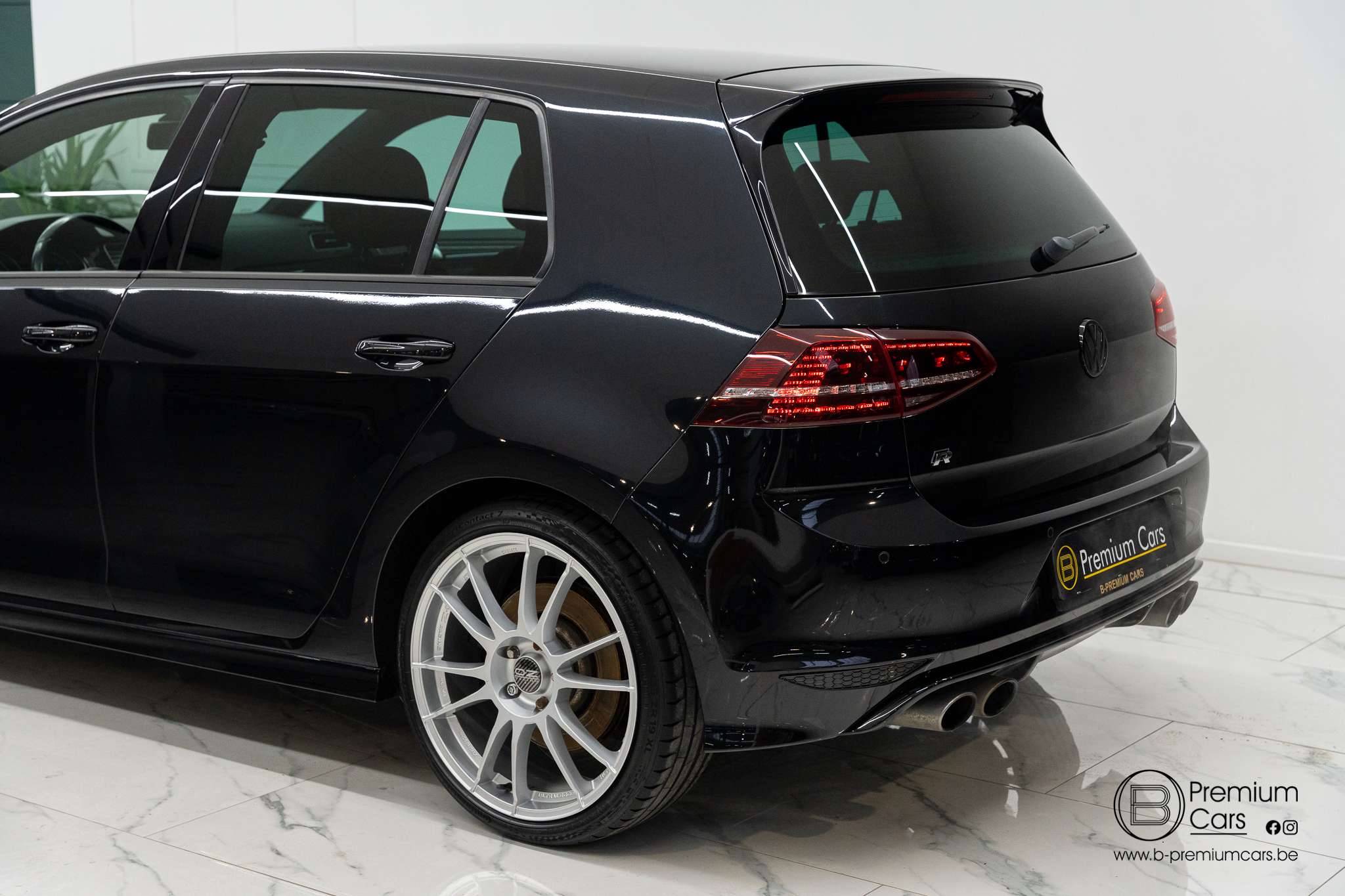 Volkswagen Golf R 2.0 DSG! 4 Motion! ACC! 19” OZ wheels! Garantie!