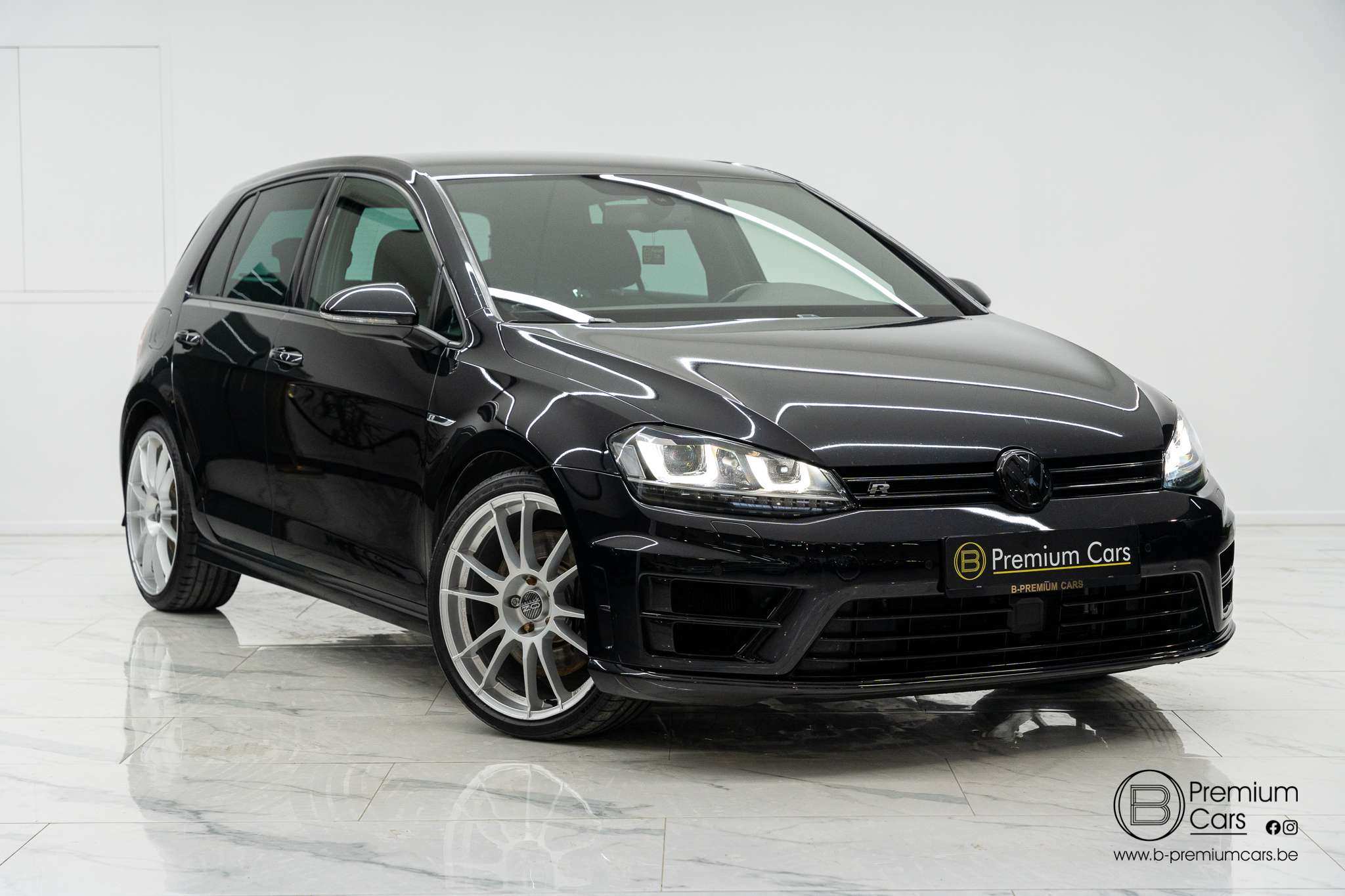 Volkswagen Golf R 2.0 DSG! 4 Motion! ACC! 19” OZ wheels! Garantie!
