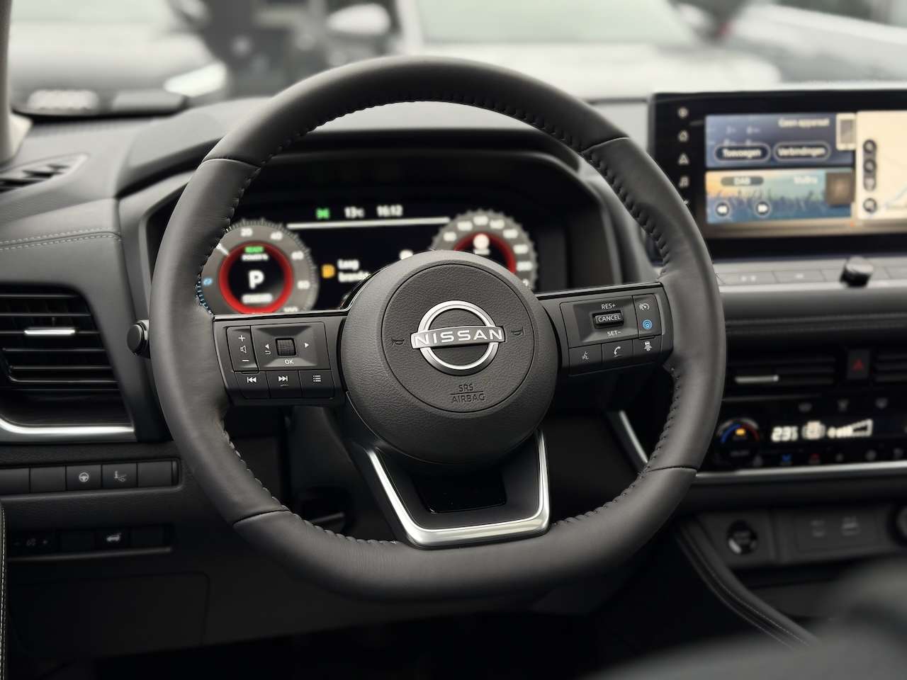 Nissan X-Trail TEKNA+ PANO BOSE 20" HEADUP 360° CAM CARPLAY