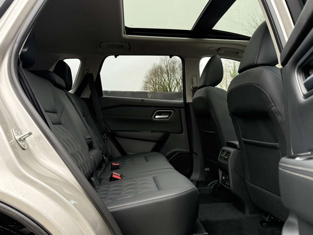 Nissan X-Trail TEKNA+ PANO BOSE 20" HEADUP 360° CAM CARPLAY
