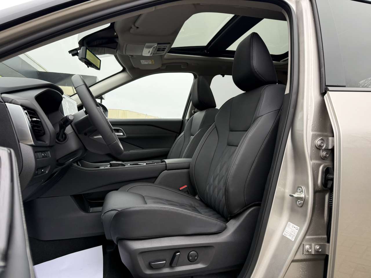 Nissan X-Trail TEKNA+ PANO BOSE 20" HEADUP 360° CAM CARPLAY