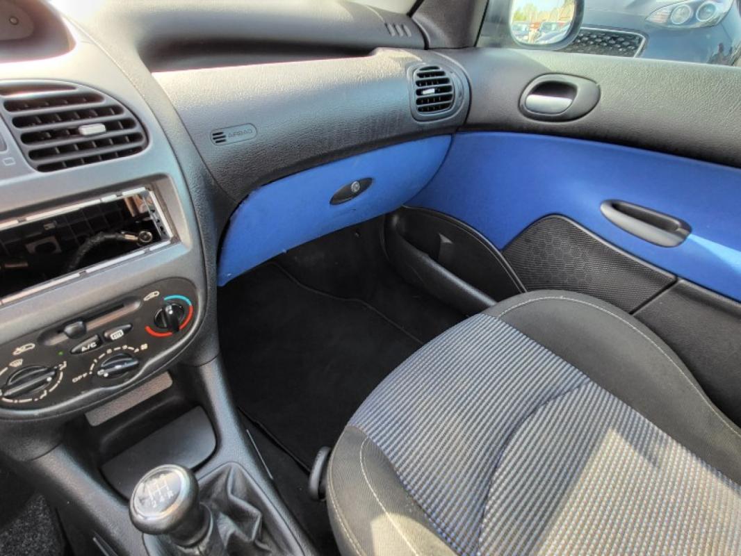 Peugeot 206 1.6i 16V