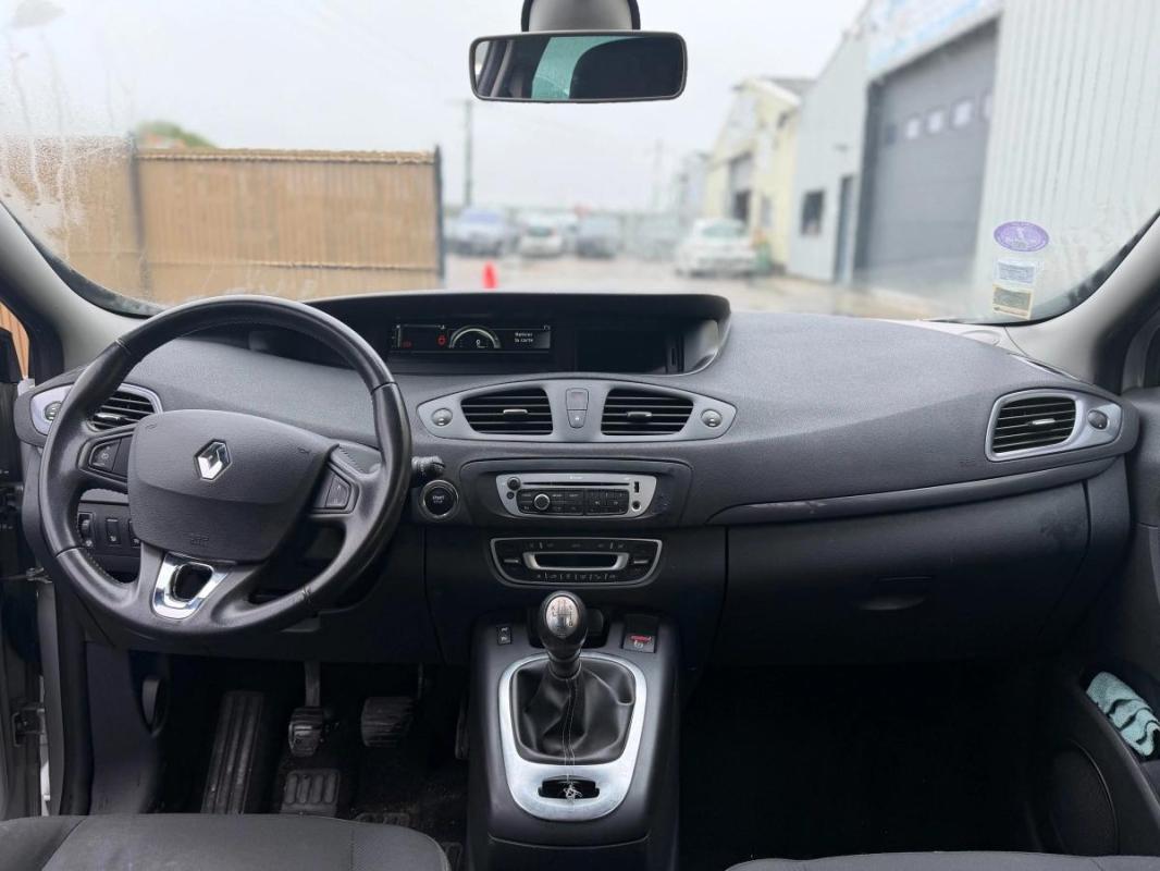 Renault Scenic 1.2 TCE 115 ENERGY LIMITED 1ERE MAIN-SIEGES CHAUFFANTS-BLUETHOOTH-JANTES ALU