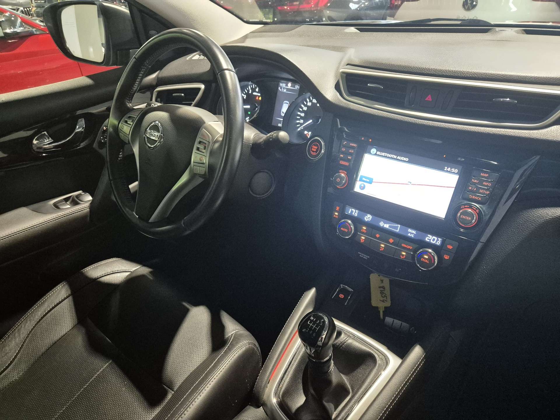 Nissan Qashqai Qashqai 1.2 DIG-T 2WD Connect Edition