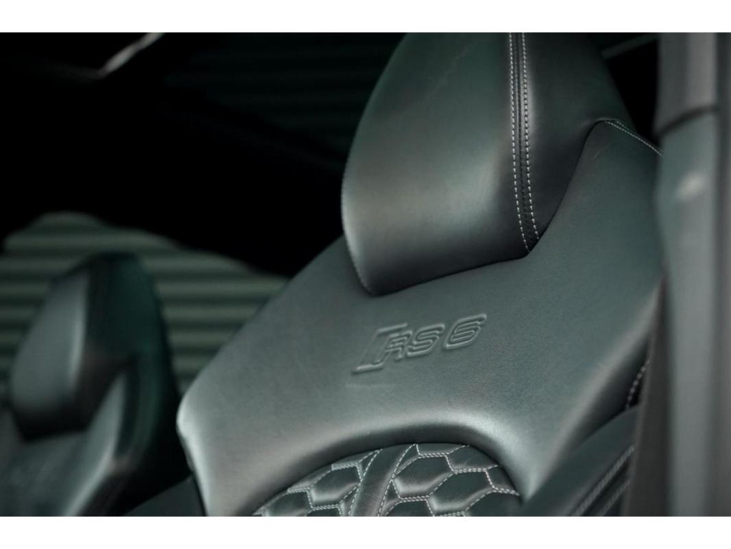 Audi RS6 Quattro 4.0i V8 TFSI - 560 BVA Tiptronic GARANTIE 12 MOIS / SUIVI AUDI
