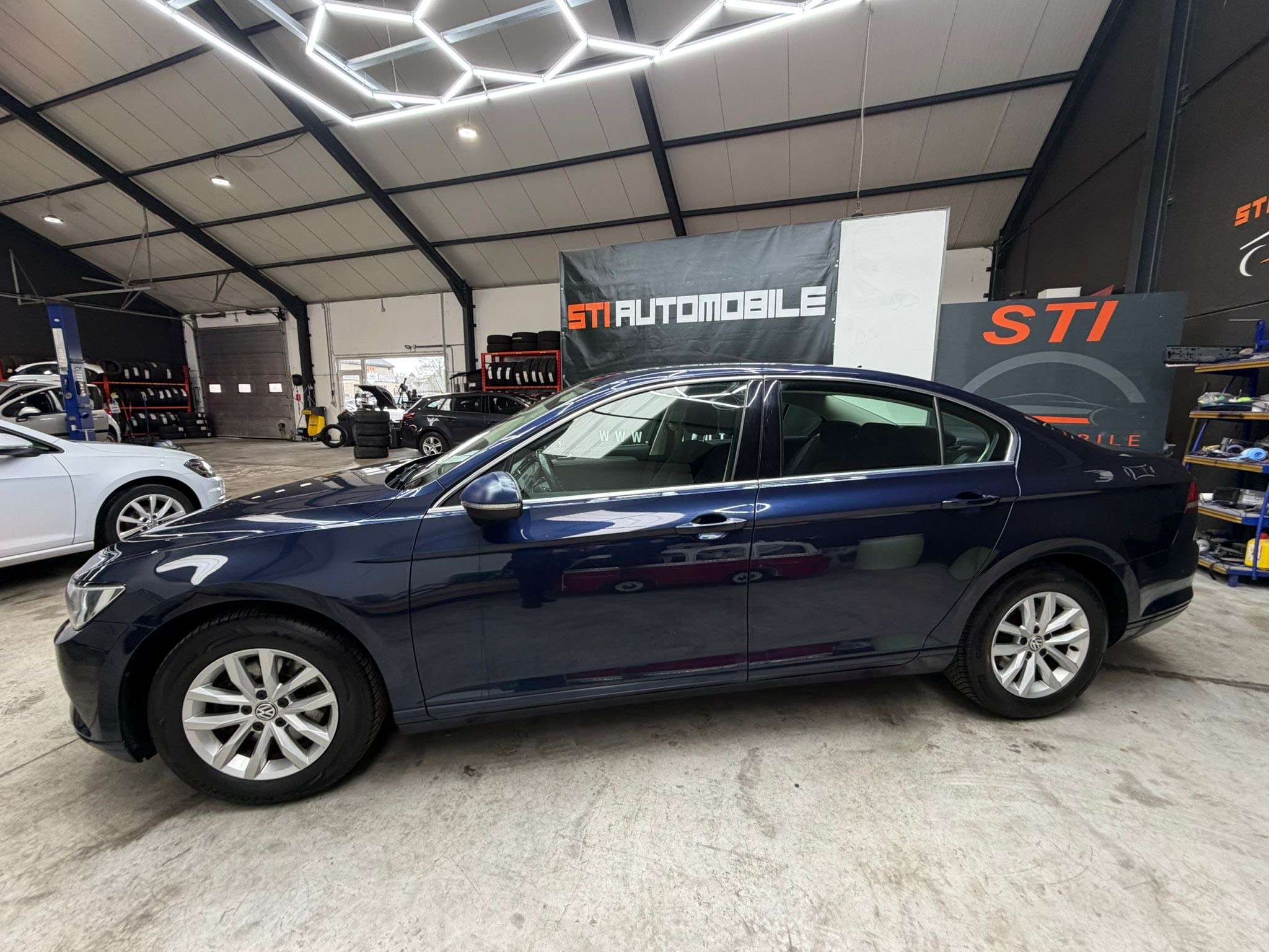 Volkswagen Passat Passat 1.6 CR TDi Comfortline