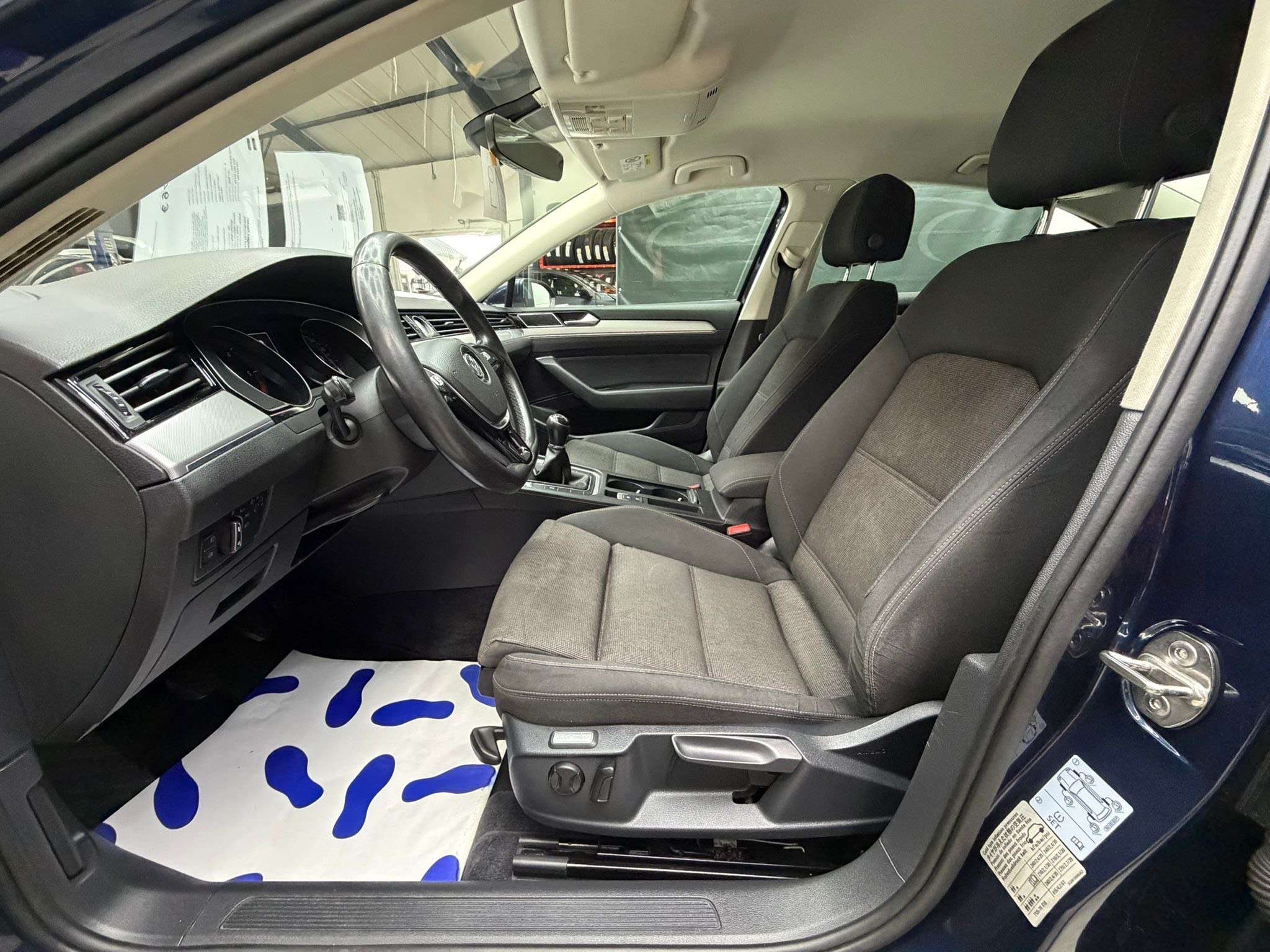 Volkswagen Passat Passat 1.6 CR TDi Comfortline