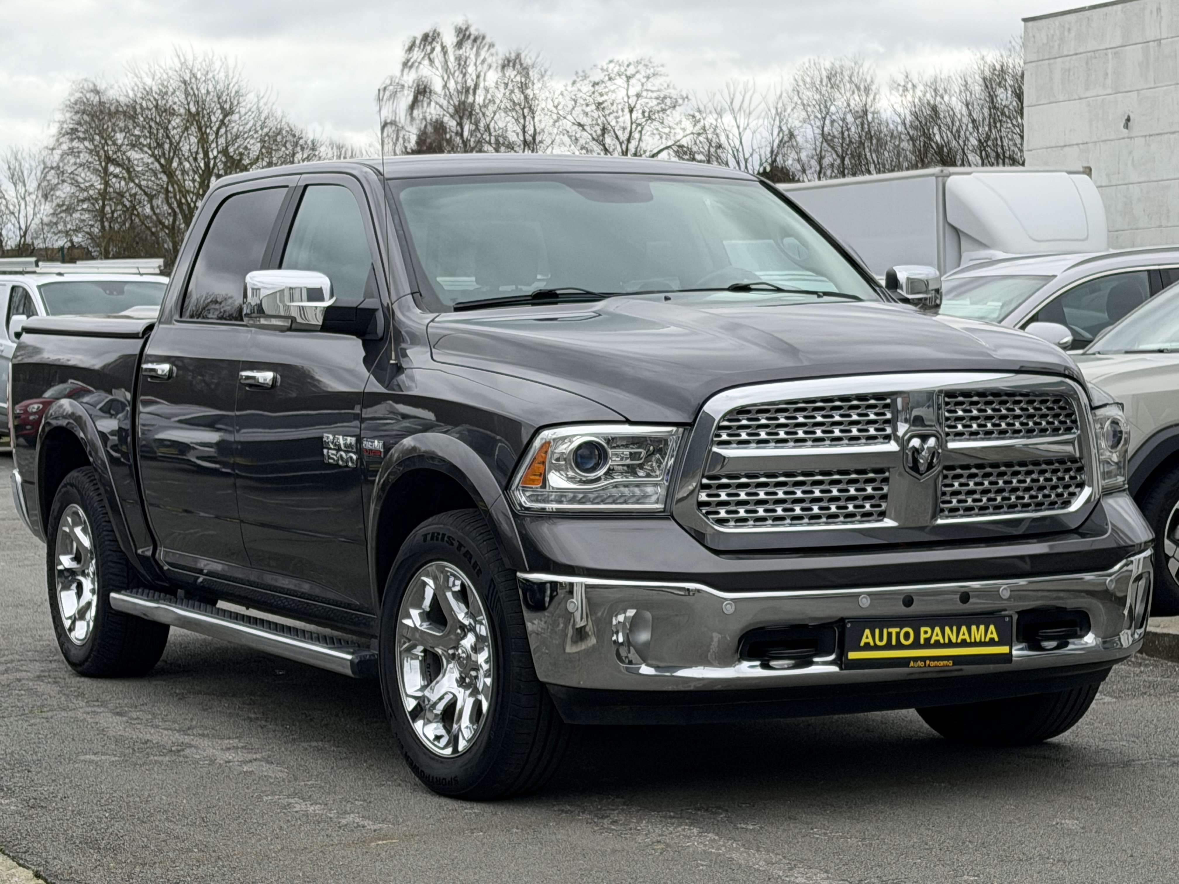 Dodge RAM RAM 5.7 V8 LPG 401CV LARAMIE PNEUMATIQUE CREWCAB