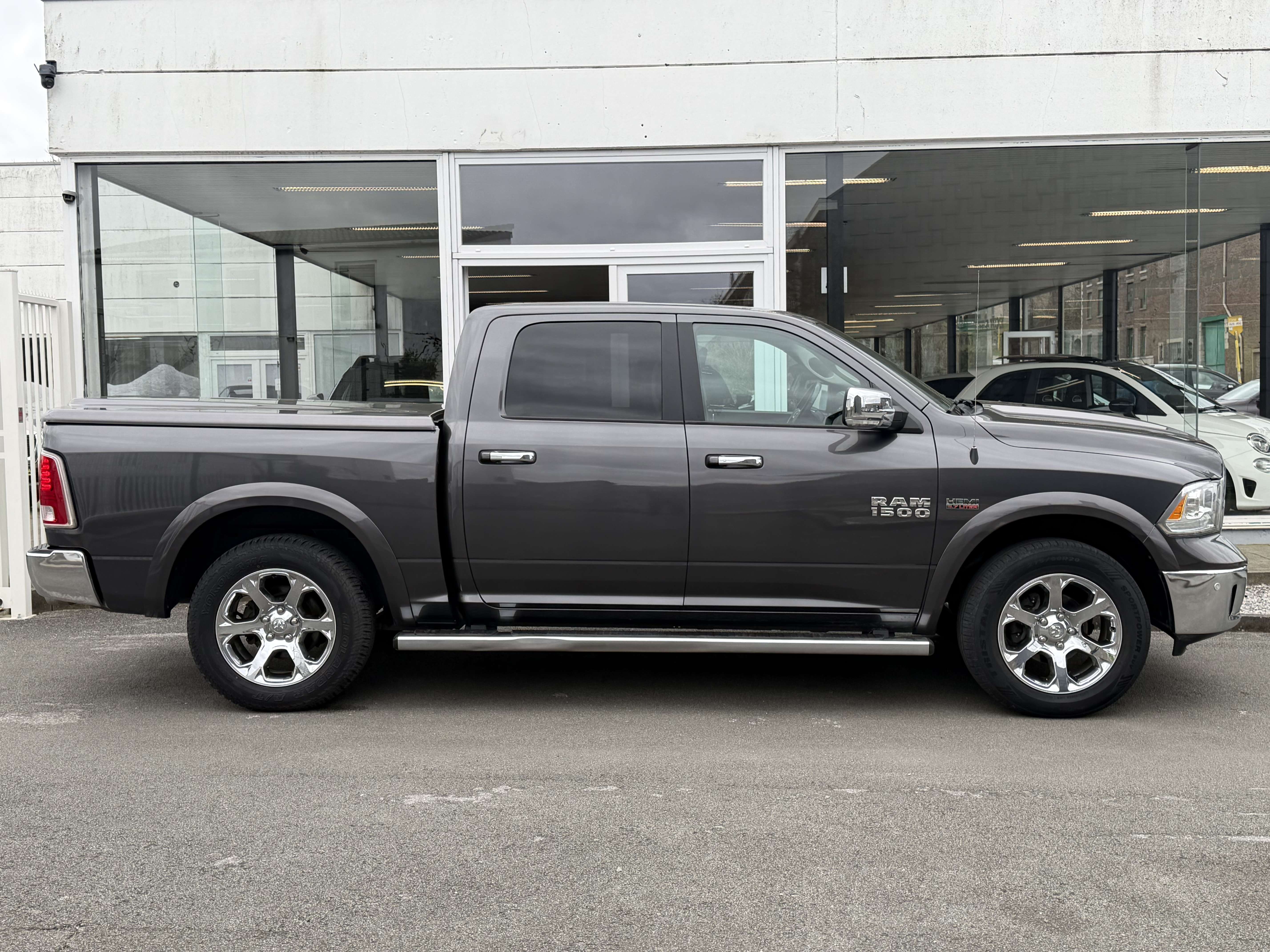 Dodge RAM RAM 5.7 V8 LPG 401CV LARAMIE PNEUMATIQUE CREWCAB