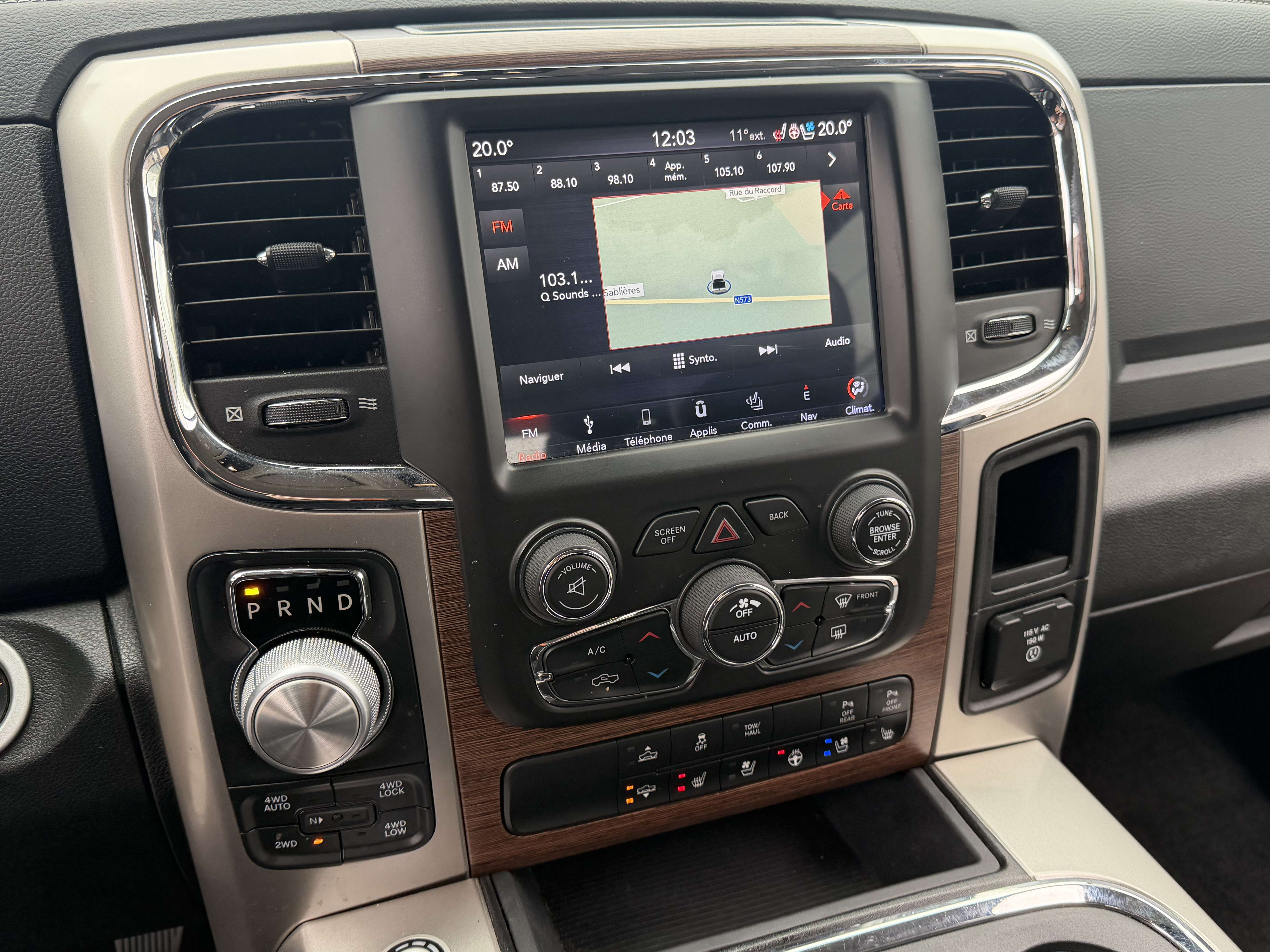 Dodge RAM RAM 5.7 V8 LPG 401CV LARAMIE PNEUMATIQUE CREWCAB