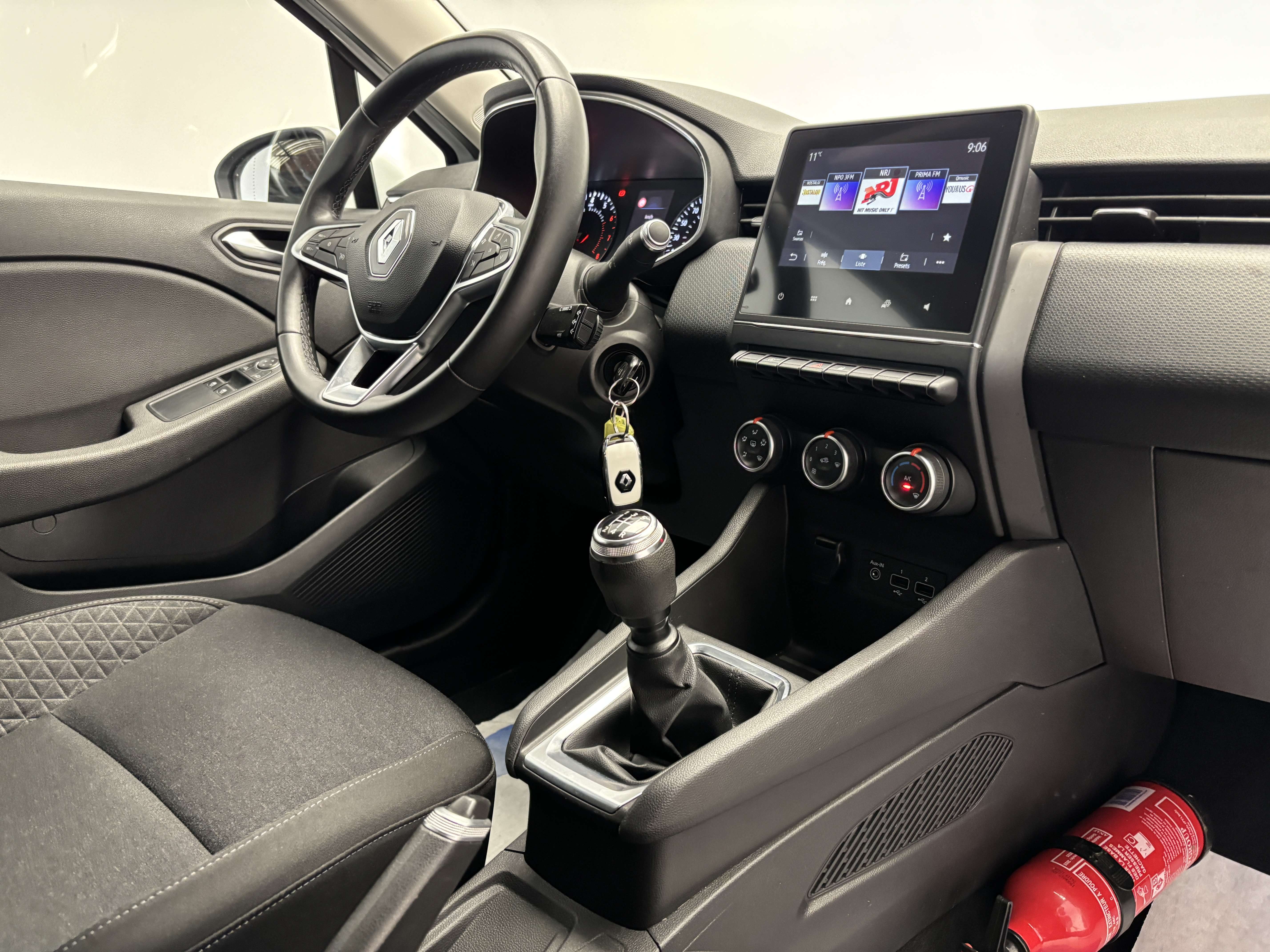 Renault Clio 1.0i *CARPLAY*FRONT ASSIST*1ER PROPRIO*GARANTIE*