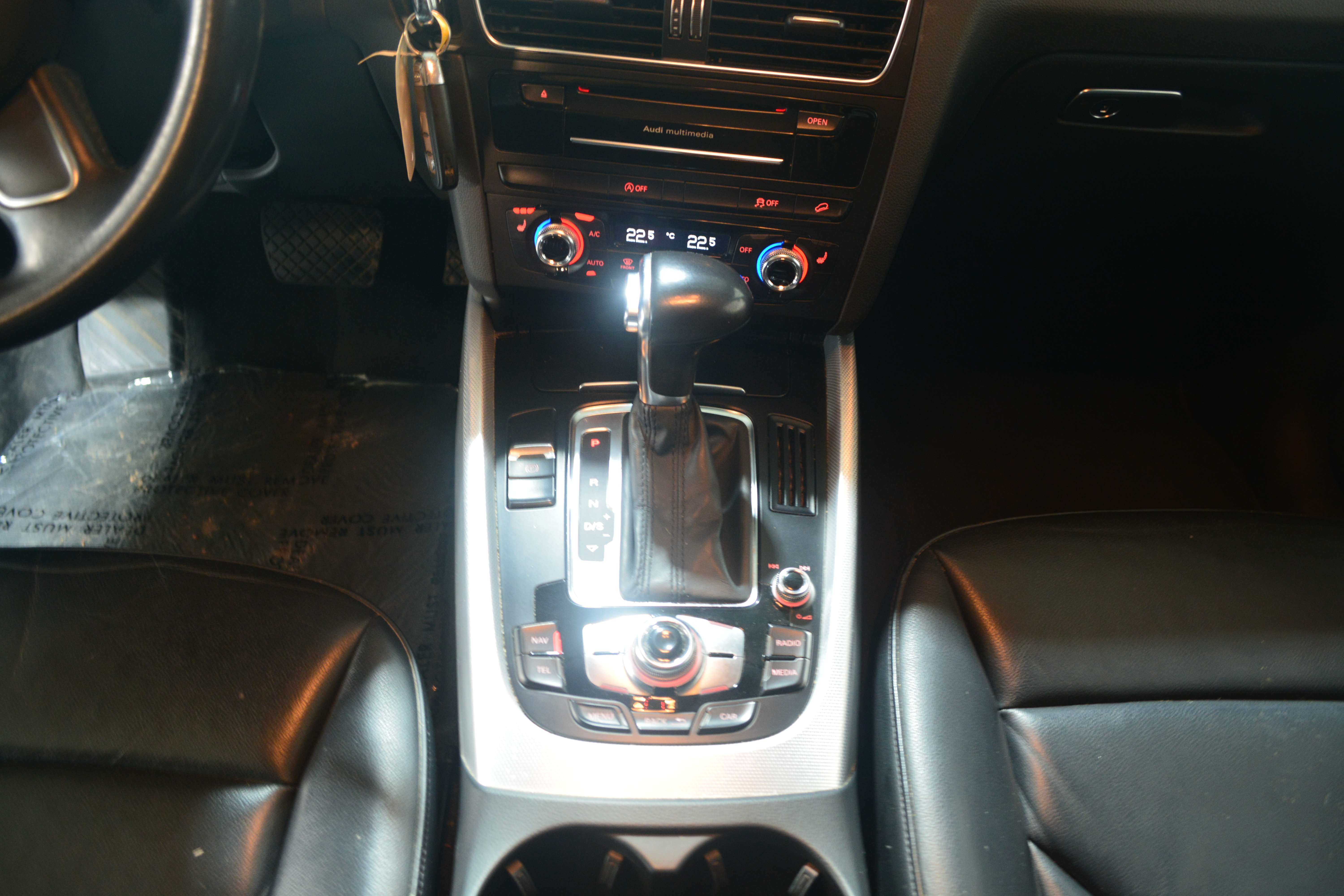 Audi Q5 Q5 2.0 TDi Quattro S tronic LEDER / NAVI + CAMERA