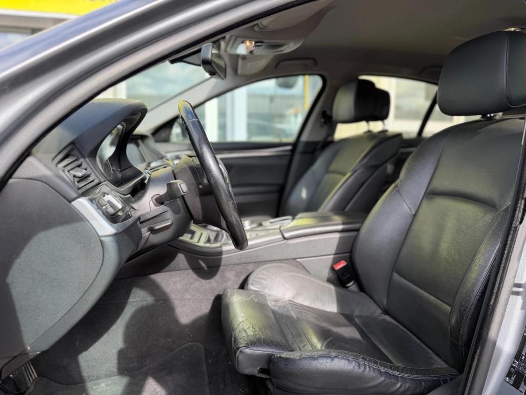 Bmw Serie 5 3.0 525 D 205 cv LUXE BVA - INTERIEUR CUIR RADAR DE RECUL MOTEUR A CHAINE