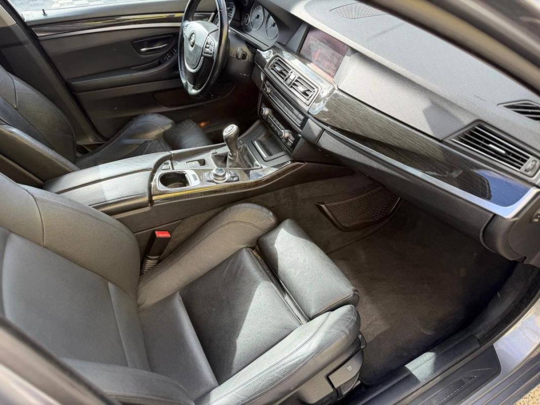 Bmw Serie 5 3.0 525 D 205 cv LUXE BVA - INTERIEUR CUIR RADAR DE RECUL MOTEUR A CHAINE