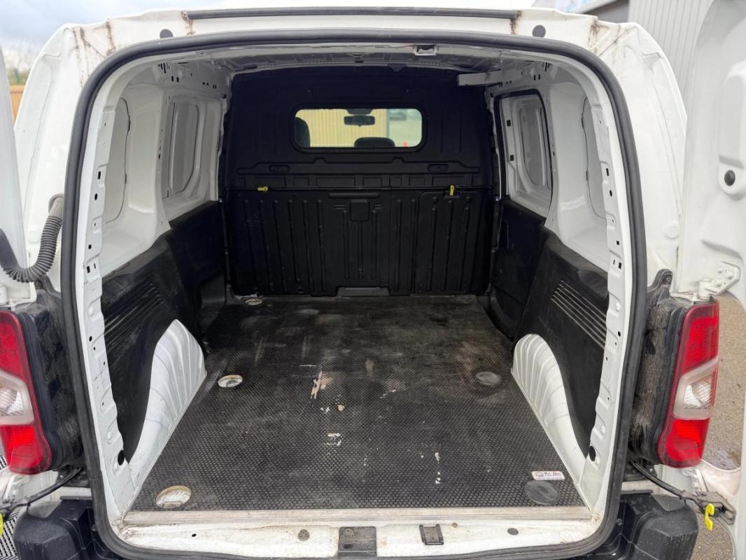 Toyota Proace Pro Ace City FOURGON 1.5 D4D 100 MEDIUM L1 DYNAMIC - APPLE CARPLAY CAMERA DE RECUL GPS