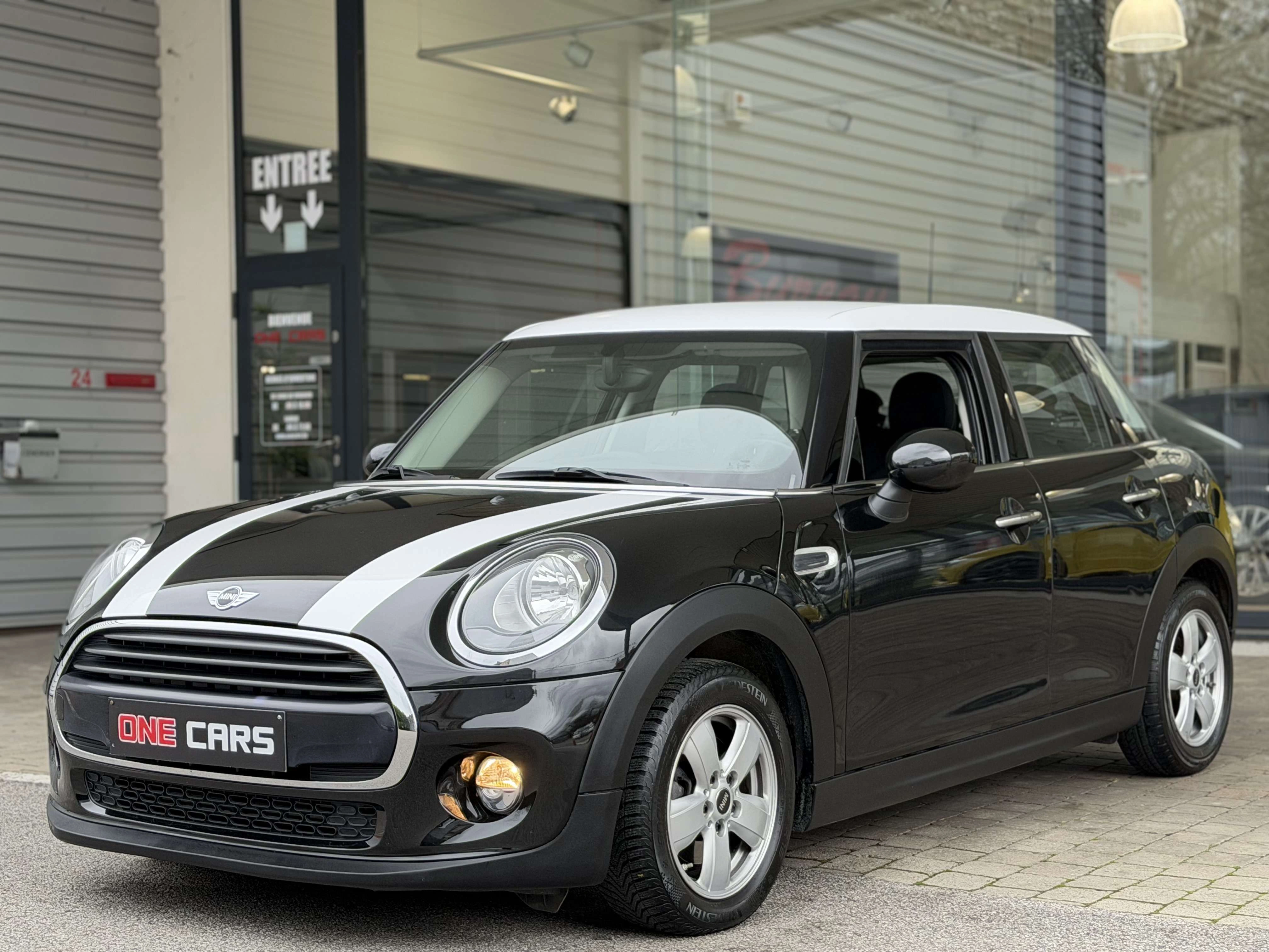 MINI Cooper D 1.5D 5Portes AIRCO-1PROPR. 20.100km!!! (ETAT NEUF)