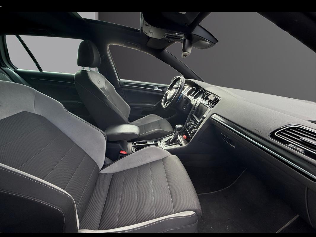 Volkswagen Golf 2.0 TSI 300 BlueMotion Technology DSG6 4Motion R