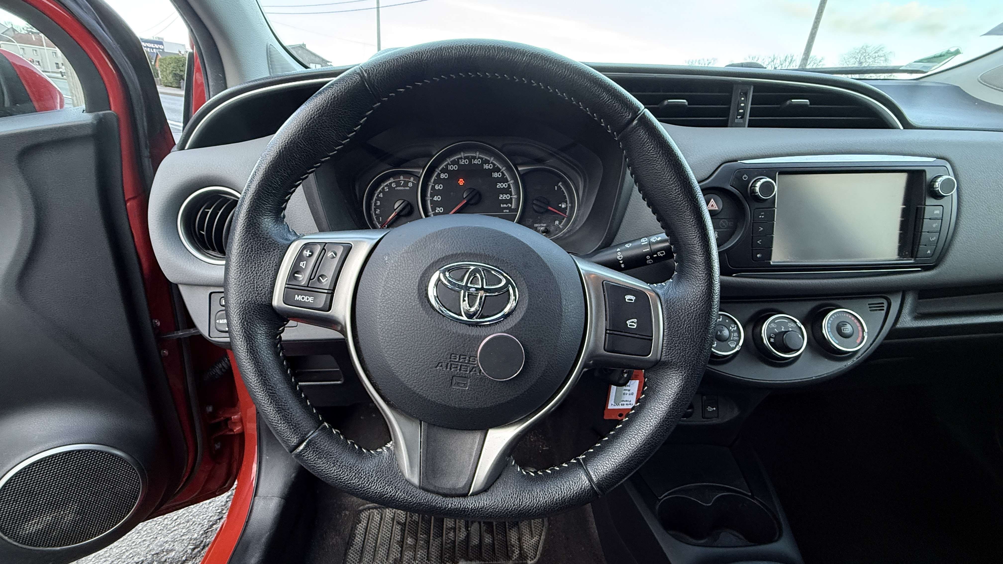 Toyota Yaris Yaris 1.0i VVT-i Active