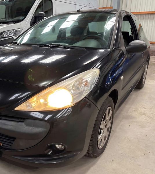 Peugeot 206+ 1.1 60 TRENDY 3P