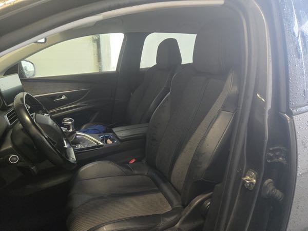 Peugeot 3008 II (2) 1.5 BLUEHDI 130 S&amp;S ALLURE PACK